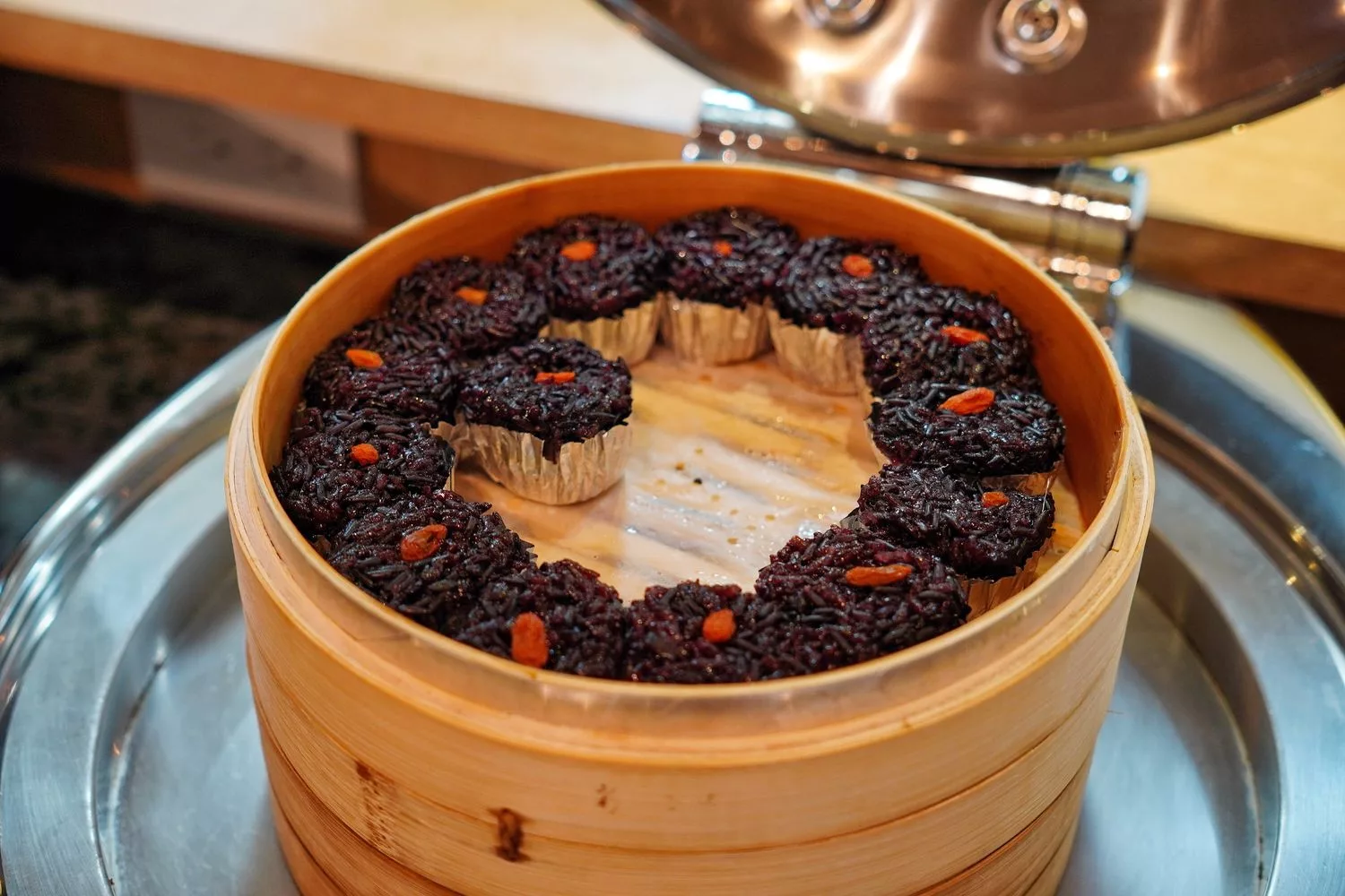【西屯早午餐】享得道早餐，森林系餐廳享用豐盛自助式早餐! @混血珊莎的奇幻旅程