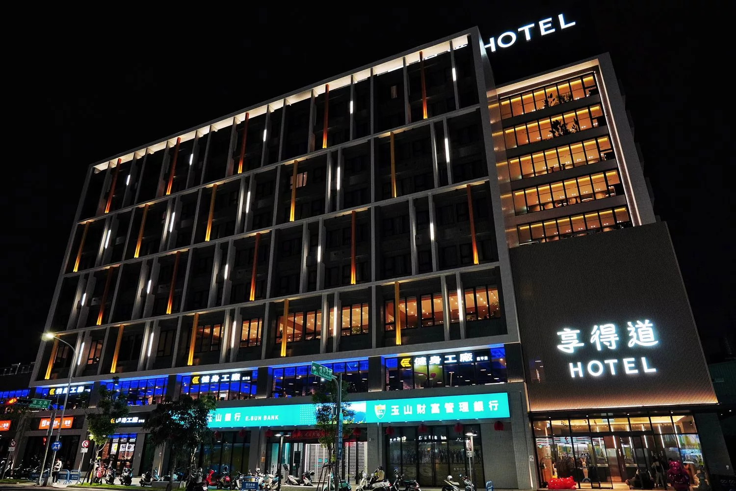 【台中西屯區特色餐廳】沐青餐廳，浪漫森林系氛圍，必吃美味牛排義式料理! @混血珊莎的奇幻旅程