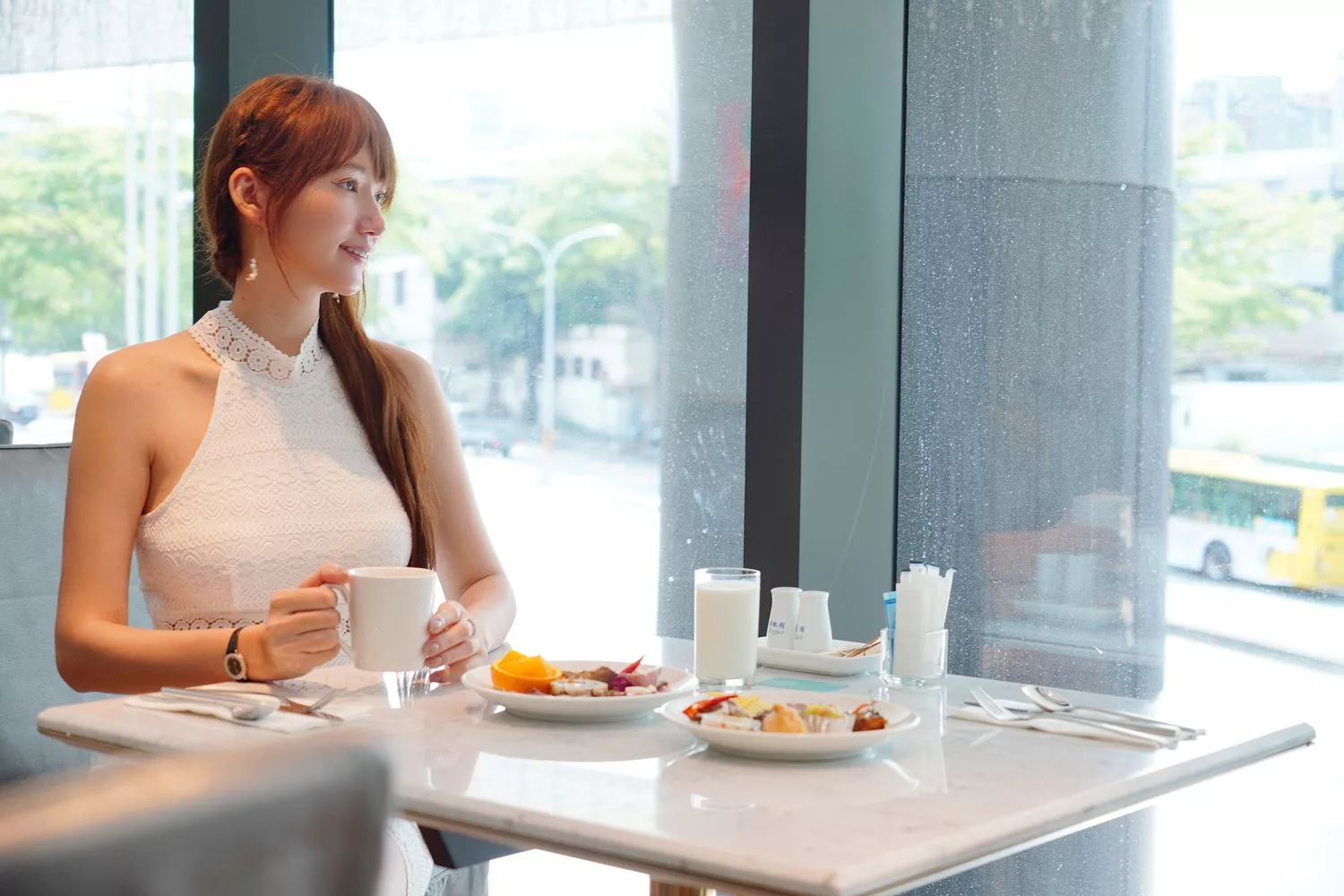 【台中飯店早餐推薦】李方艾美酒店早餐，美味爐烤牛排跟多元美食饗宴，用餐環境美! @混血珊莎的奇幻旅程