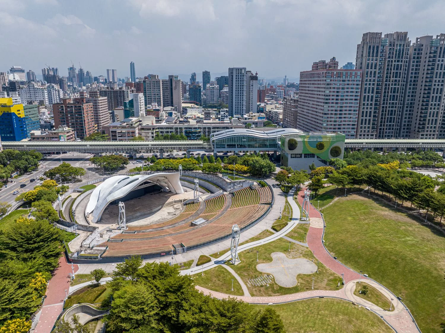 【南屯建案】嘉磐惠文，稀有1355坪壯闊基地，主打28-46坪2~4房，緊鄰七期豪宅區，台中質感新地標! @混血珊莎的奇幻旅程