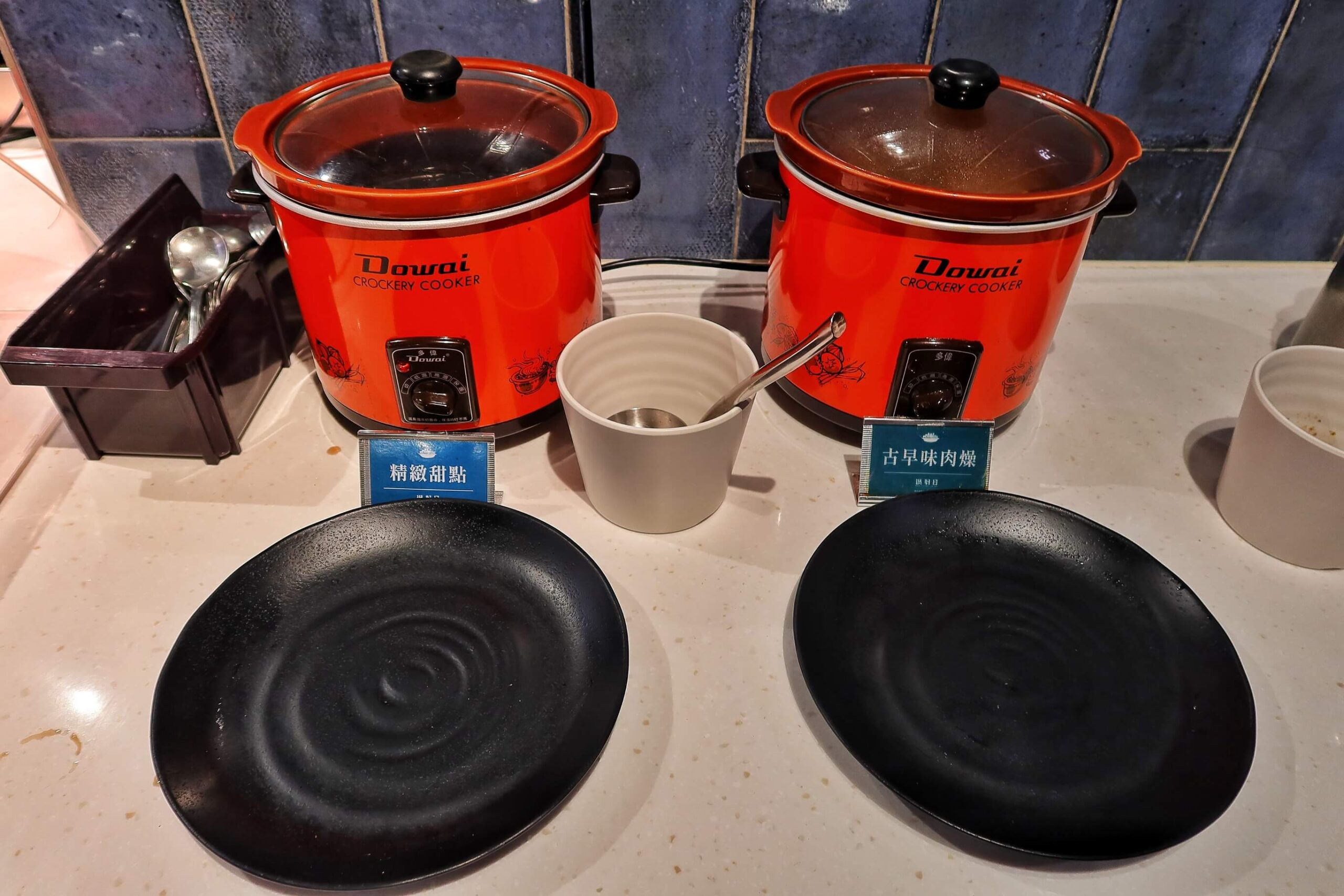 【台中火鍋吃到飽】鍋好日 昭日堂燒肉旗下品牌│超浮誇1KG大肉量雙人套餐澎湃上桌│自助吧甜點/冰品/蔬菜/炸物/熟食通通吃到飽! │新時代餐廳推薦 @混血珊莎的奇幻旅程