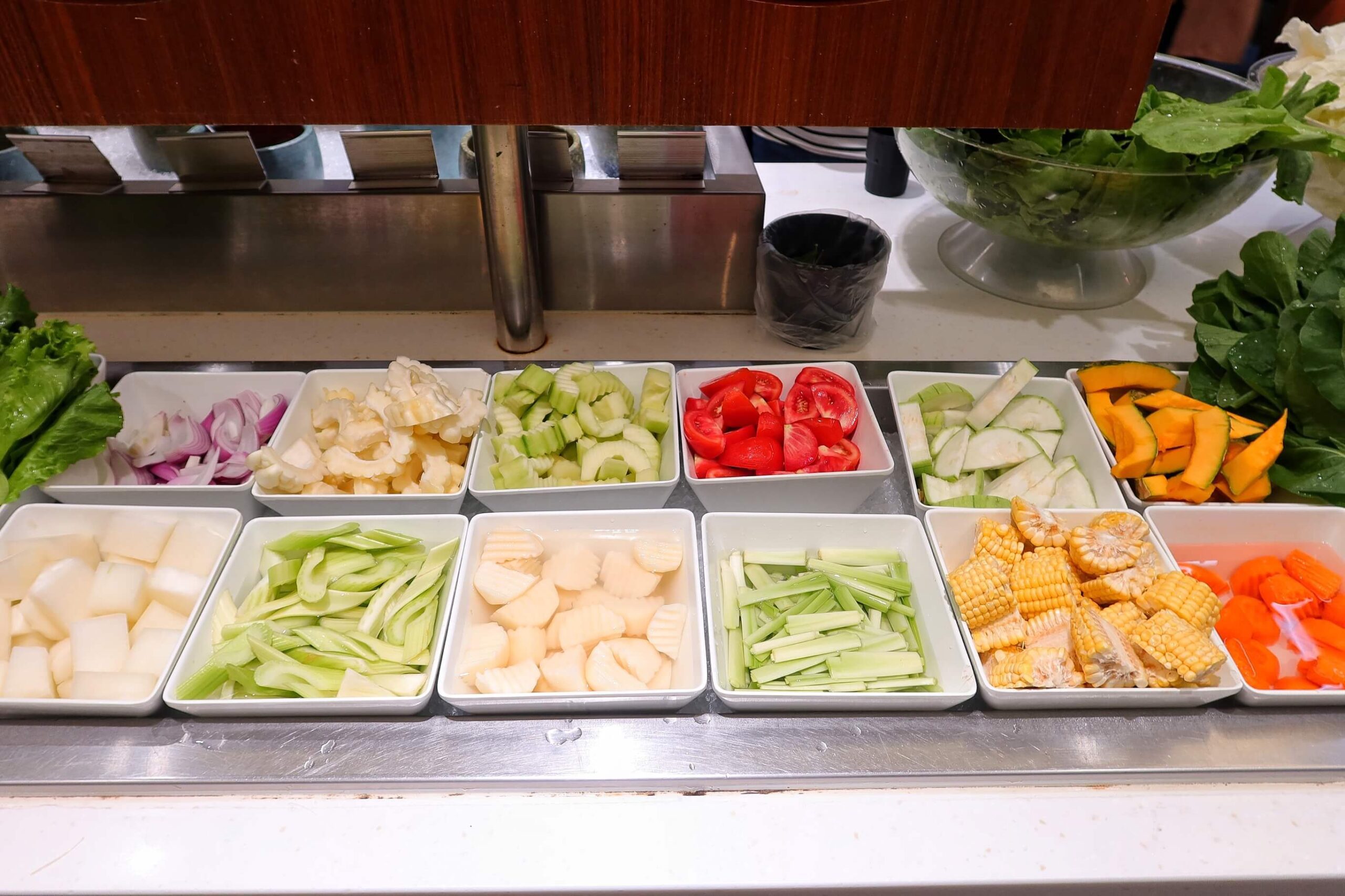 【台中火鍋吃到飽】鍋好日 昭日堂燒肉旗下品牌│超浮誇1KG大肉量雙人套餐澎湃上桌│自助吧甜點/冰品/蔬菜/炸物/熟食通通吃到飽! │新時代餐廳推薦 @混血珊莎的奇幻旅程
