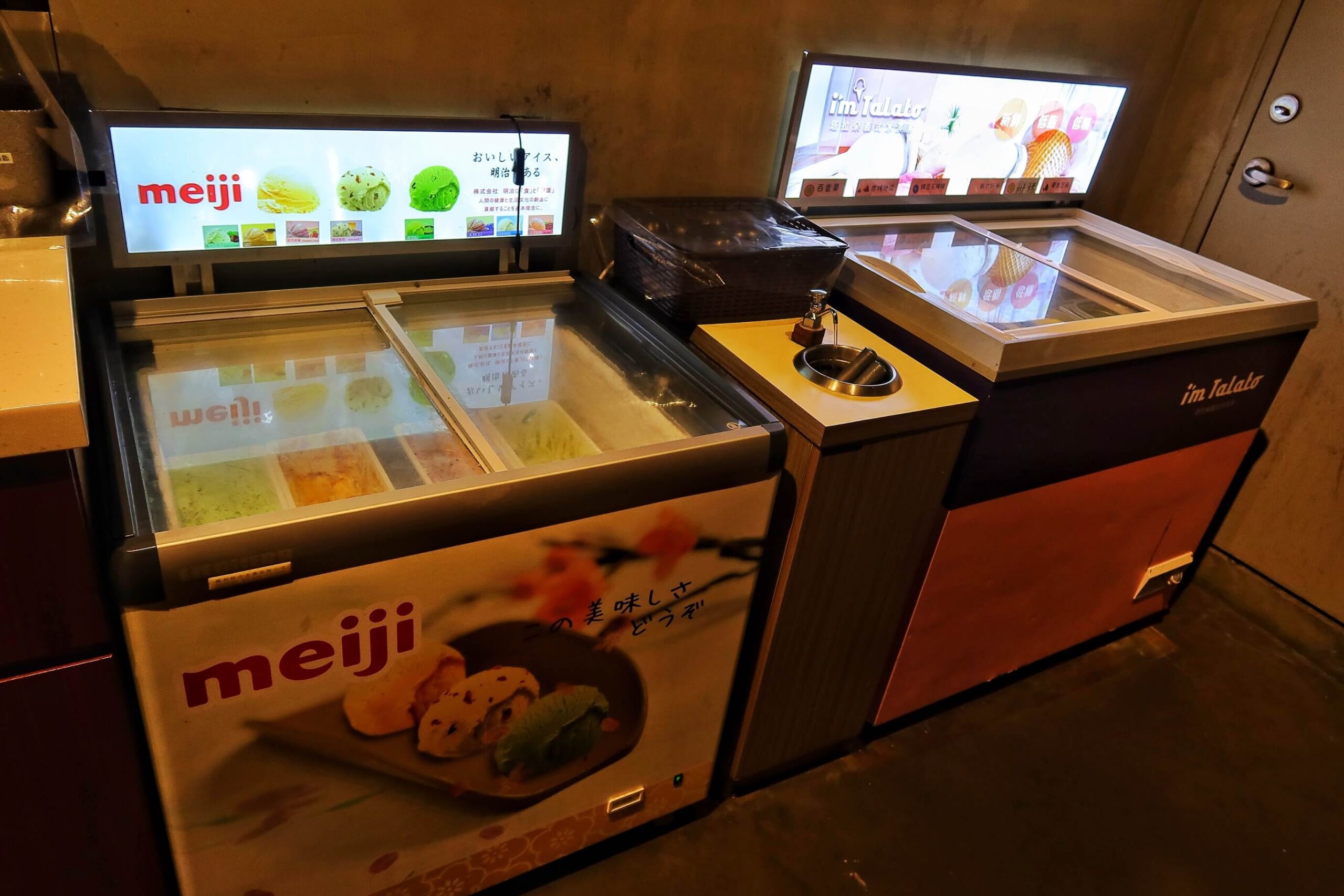 【台中火鍋吃到飽】鍋好日 昭日堂燒肉旗下品牌│超浮誇1KG大肉量雙人套餐澎湃上桌│自助吧甜點/冰品/蔬菜/炸物/熟食通通吃到飽! │新時代餐廳推薦 @混血珊莎的奇幻旅程