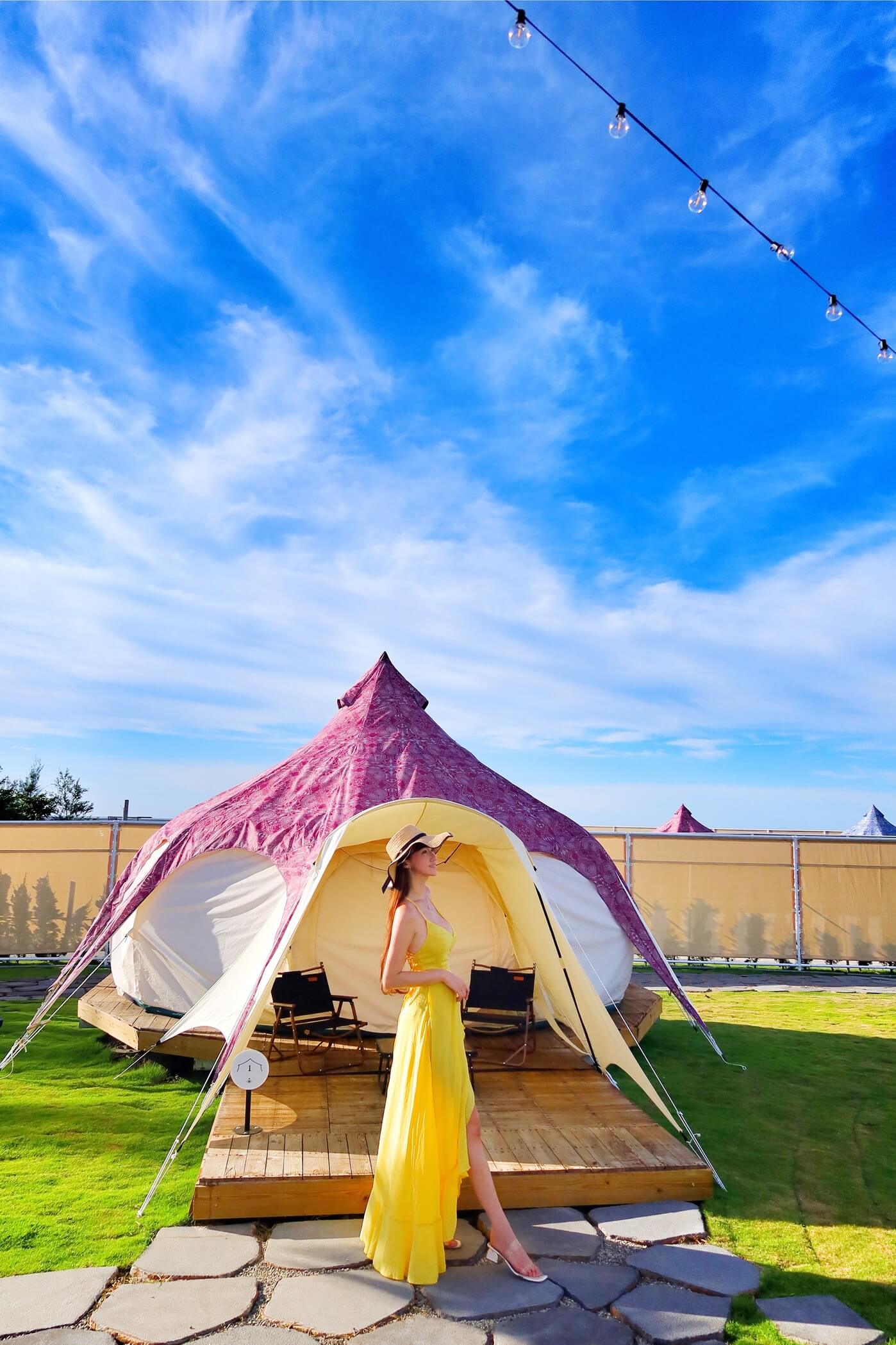 【台中懶人露營】蟬說 夕陽漫漫,新開幕高美濕地海濱露營,用餐飽覽絕美夕陽景觀,一泊二食免裝備,螃蟹帳蓬可愛到炸! @混血珊莎的奇幻旅程 【台中懶人露營】蟬說 夕陽漫漫,新開幕高美濕地海濱露營,用餐飽覽絕美夕陽景觀,一泊二食免裝備,螃蟹帳蓬可愛到炸! @混血珊莎的奇幻旅程