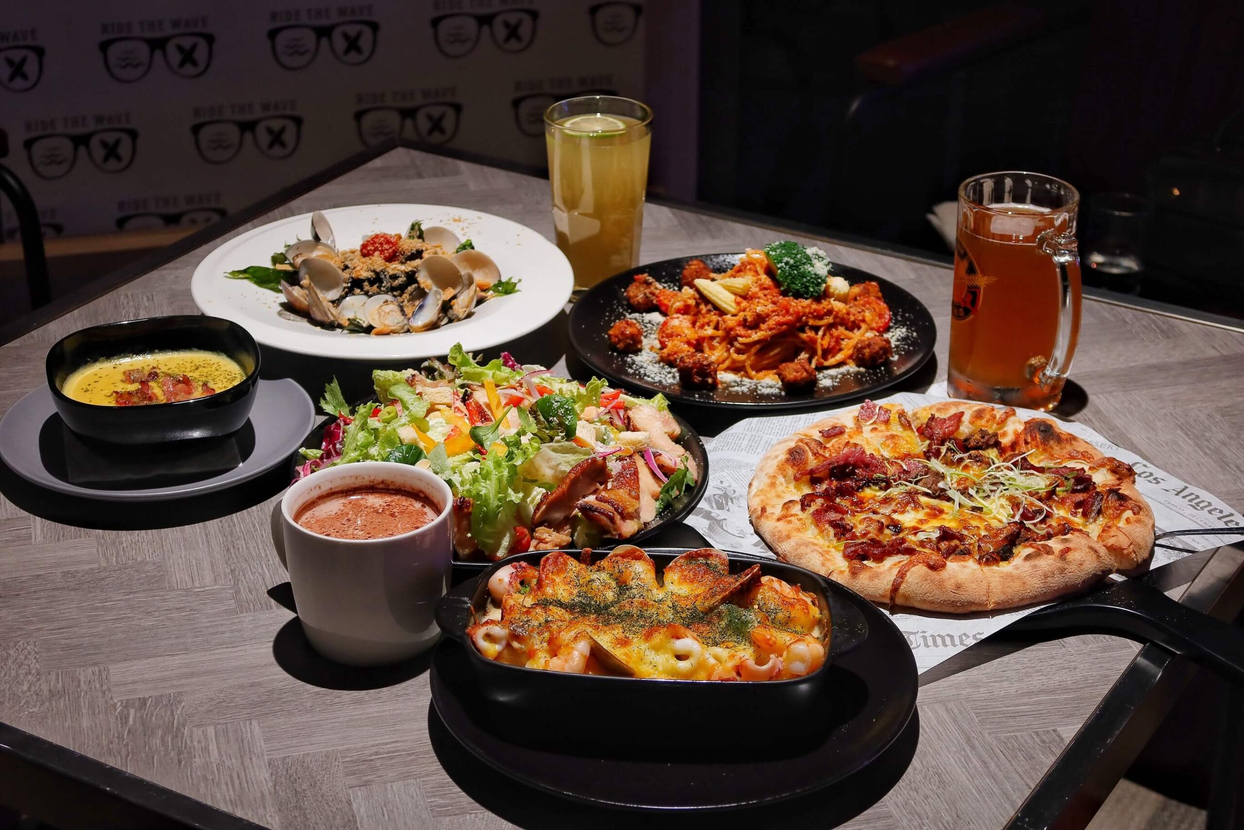 【宜蘭烏石港美食】OA PIZZA 坐擁海景的烏石港美式餐廳、星巴客咖啡這裡通通有! @混血珊莎的奇幻旅程