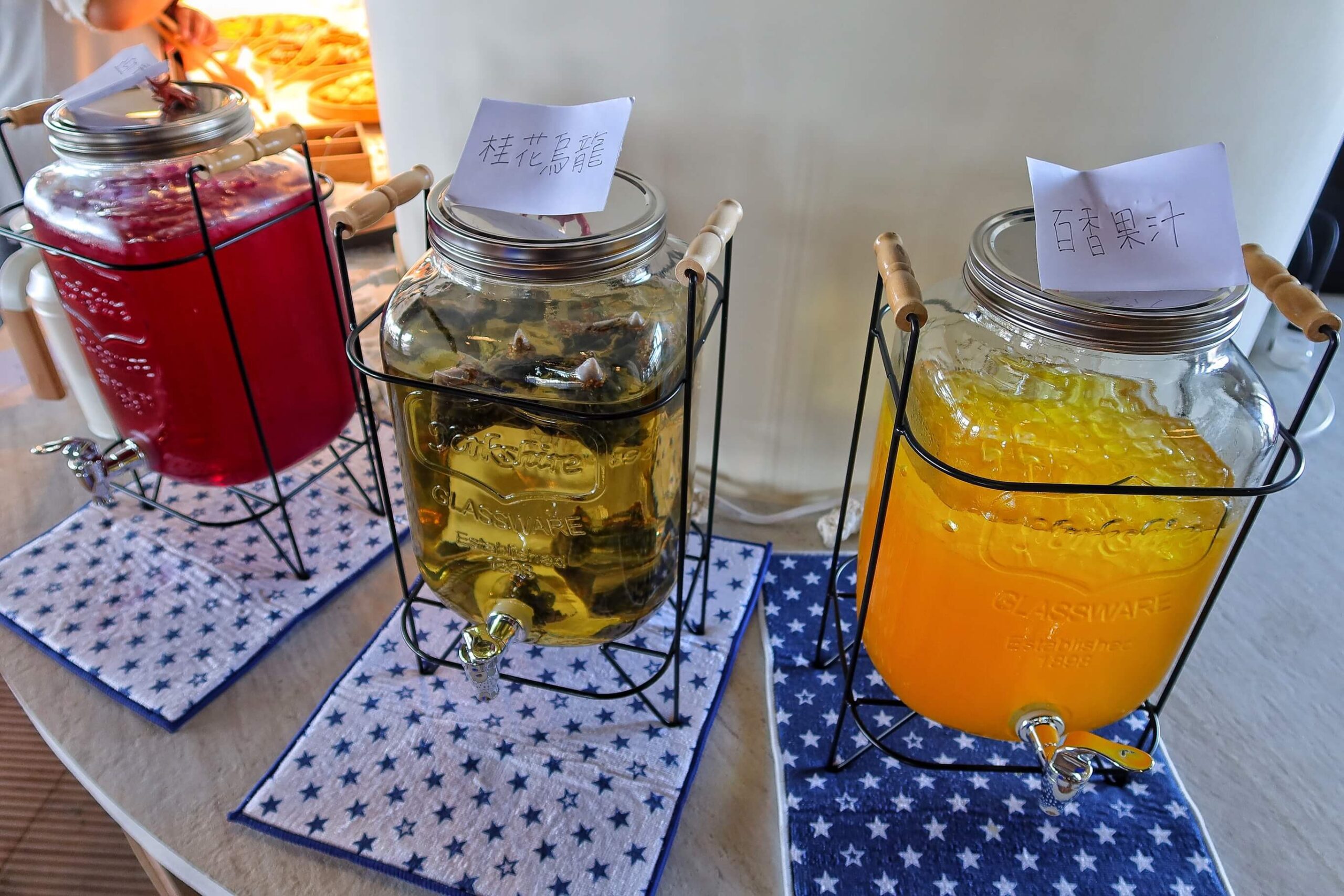 【台中懶人露營】蟬說 夕陽漫漫,新開幕高美濕地海濱露營,用餐飽覽絕美夕陽景觀,一泊二食免裝備,螃蟹帳蓬可愛到炸! @混血珊莎的奇幻旅程 【台中懶人露營】蟬說 夕陽漫漫,新開幕高美濕地海濱露營,用餐飽覽絕美夕陽景觀,一泊二食免裝備,螃蟹帳蓬可愛到炸! @混血珊莎的奇幻旅程