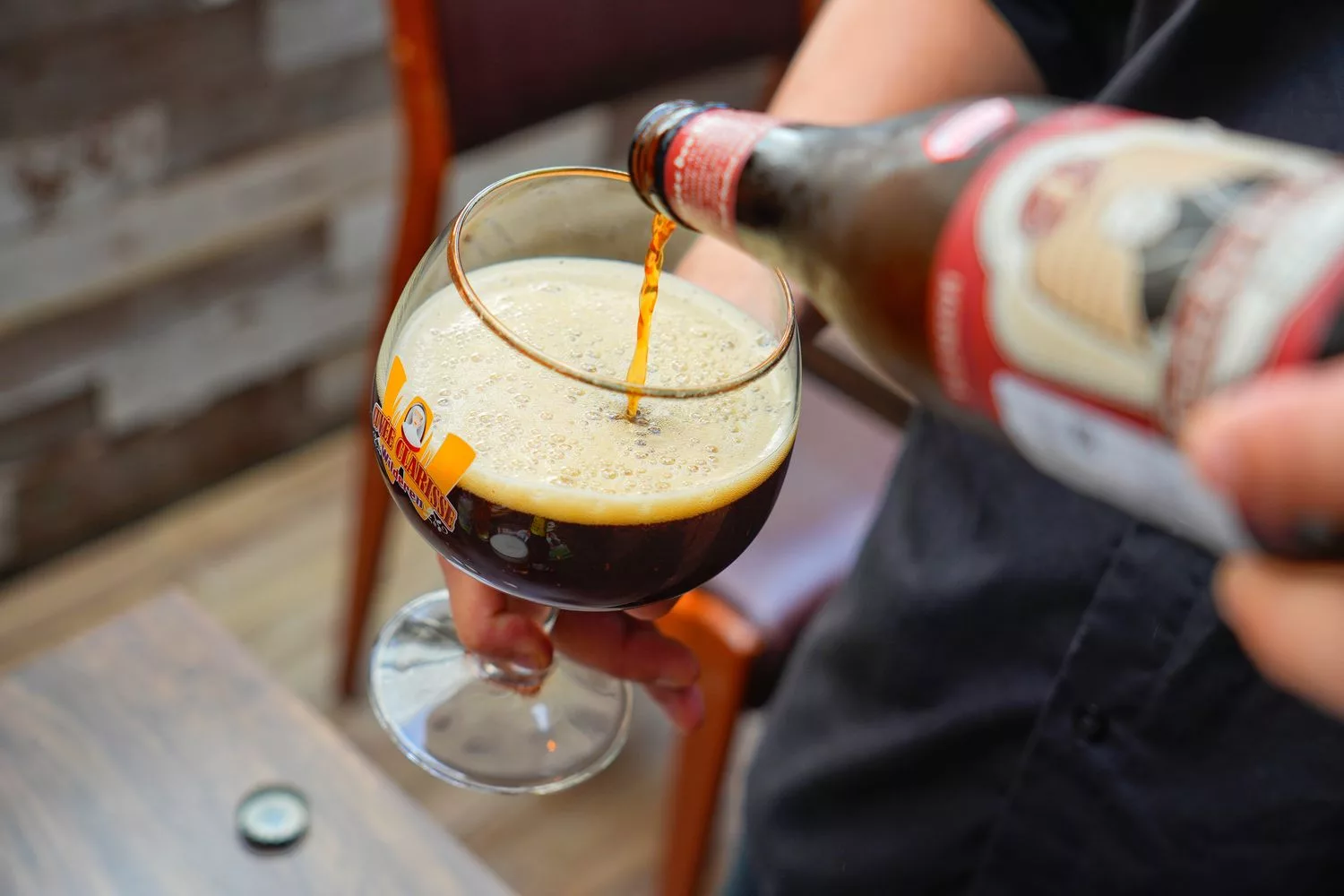 【台北精釀啤酒】ABV美式餐酒館，道地美國鄉村菜，超過300款世界精釀啤酒! @混血珊莎的奇幻旅程