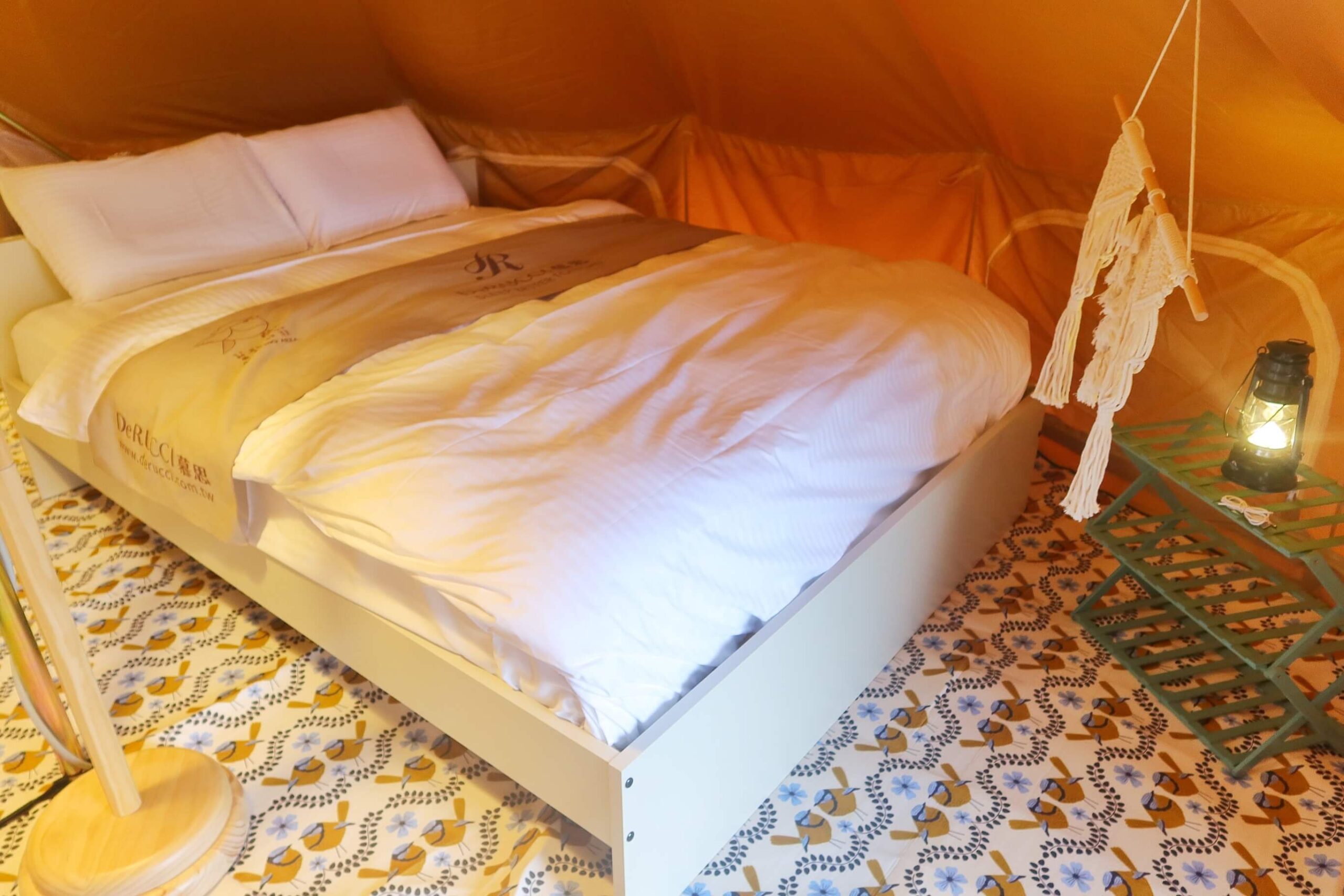 【趣兒chill藍鵲菲菲】陽明山豪華露營附設獨立衛浴一泊二食! @混血珊莎的奇幻旅程 【趣兒chill藍鵲菲菲】陽明山豪華露營附設獨立衛浴一泊二食! @混血珊莎的奇幻旅程