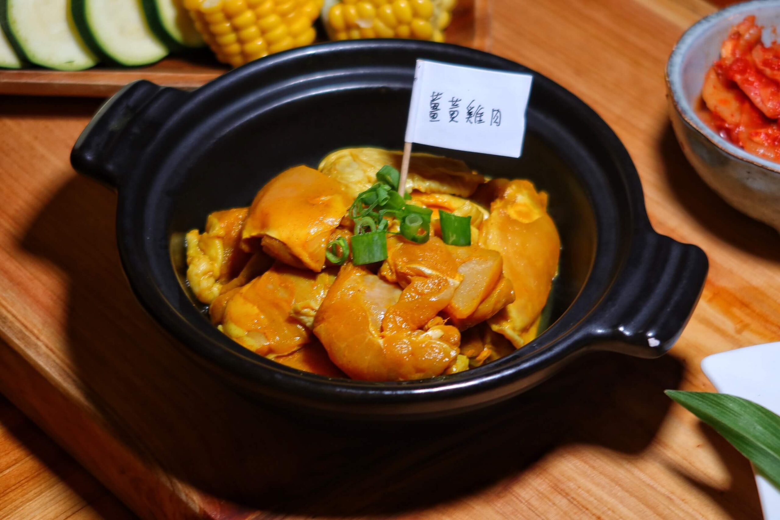 【苗栗露營】雲霧灣灣 懶人露營，夢幻雲海一泊四食，晚餐豪華和牛海陸燒烤，龍蝦粥早餐超享受，每帳專屬獨立衛浴，雲霧之梯絕美拍照點! @混血珊莎的奇幻旅程