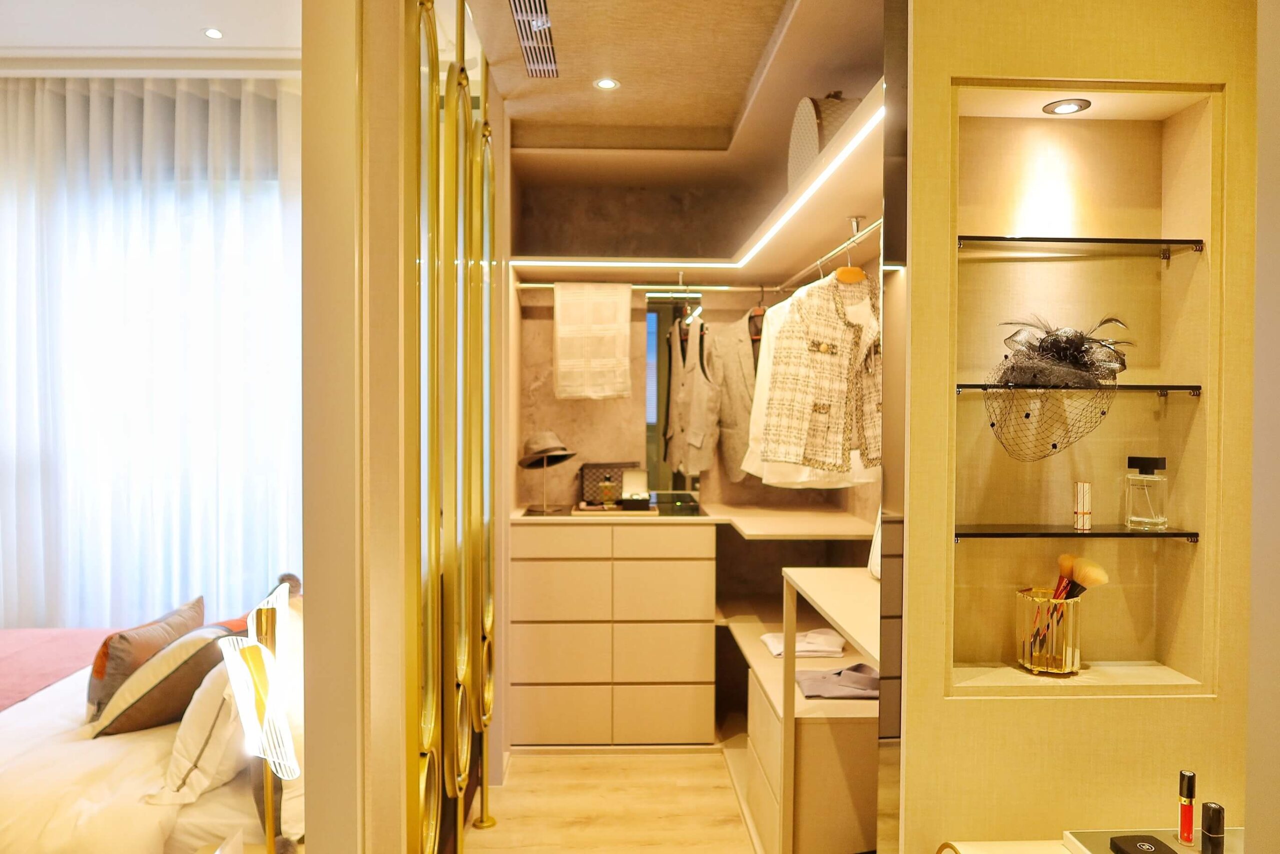 【新莊建案】全坤峰碩 預售屋看屋心得│ 3667 坪壯闊基地 24 &#8211; 43 坪 2 &#8211; 3 房，鄰近新泰路商圈， 12 年國教免通勤，走出門就有 1600 坪森林花園! @混血珊莎的奇幻旅程