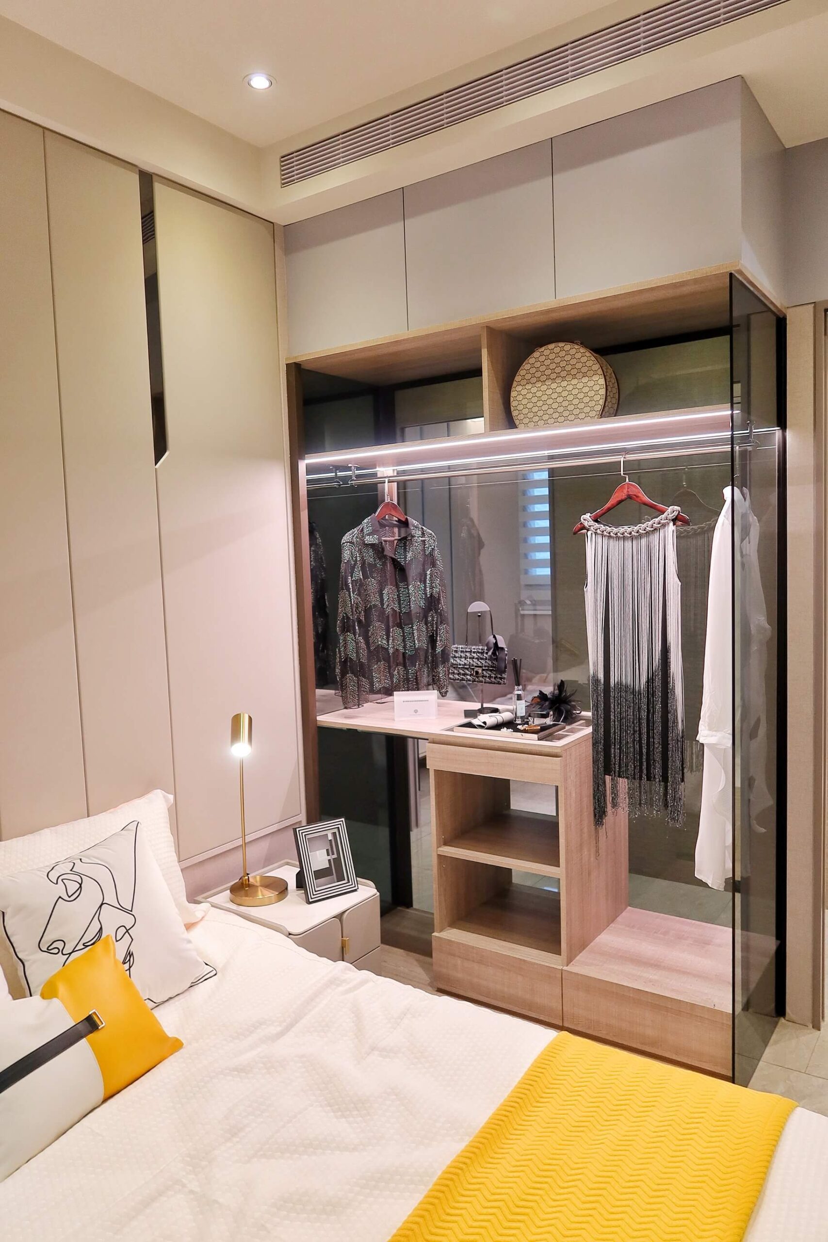 【新莊建案】全坤峰碩 預售屋看屋心得│ 3667 坪壯闊基地 24 &#8211; 43 坪 2 &#8211; 3 房，鄰近新泰路商圈， 12 年國教免通勤，走出門就有 1600 坪森林花園! @混血珊莎的奇幻旅程