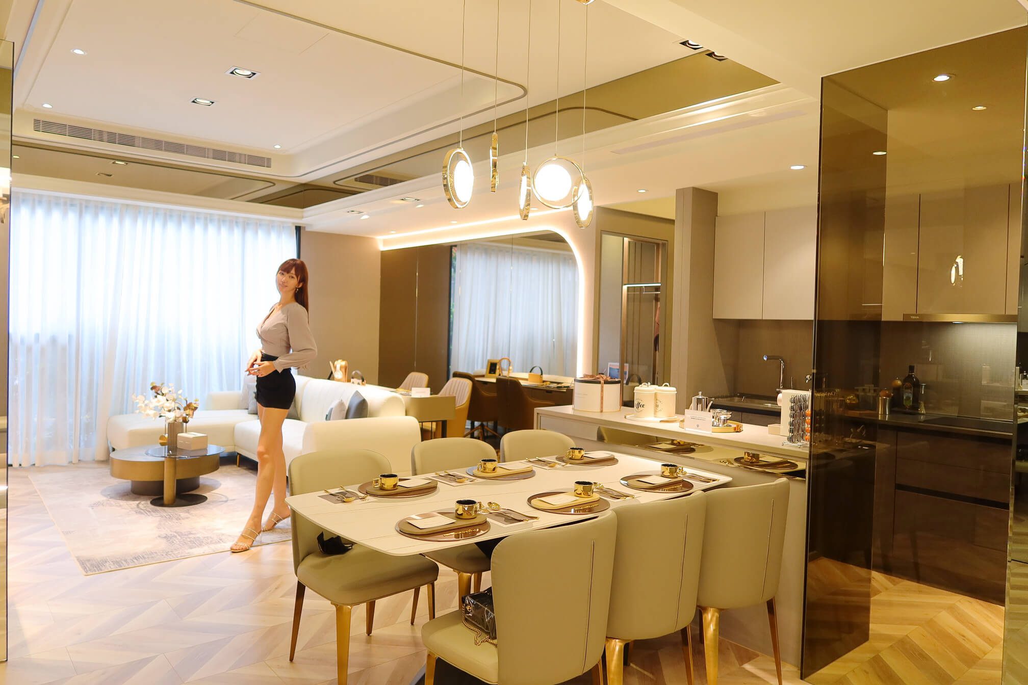 【新莊建案】全坤峰碩 預售屋看屋心得│ 3667 坪壯闊基地 24 &#8211; 43 坪 2 &#8211; 3 房，鄰近新泰路商圈， 12 年國教免通勤，走出門就有 1600 坪森林花園! @混血珊莎的奇幻旅程