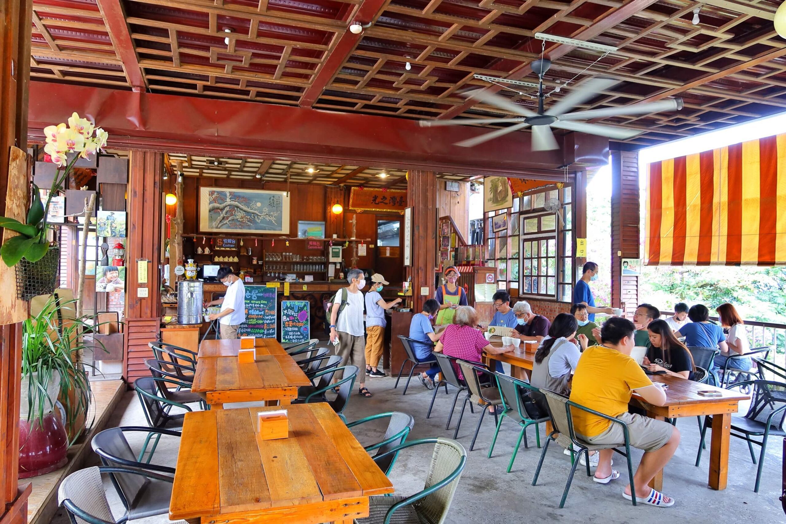 【苗栗美食餐廳】雲也居一休閒農場 景觀餐廳享用薑麻特色料理│ 琉璃秋境 懶人野餐下午茶 窯烤披薩美味又好拍!│苗栗美食景點推薦 @混血珊莎的奇幻旅程
