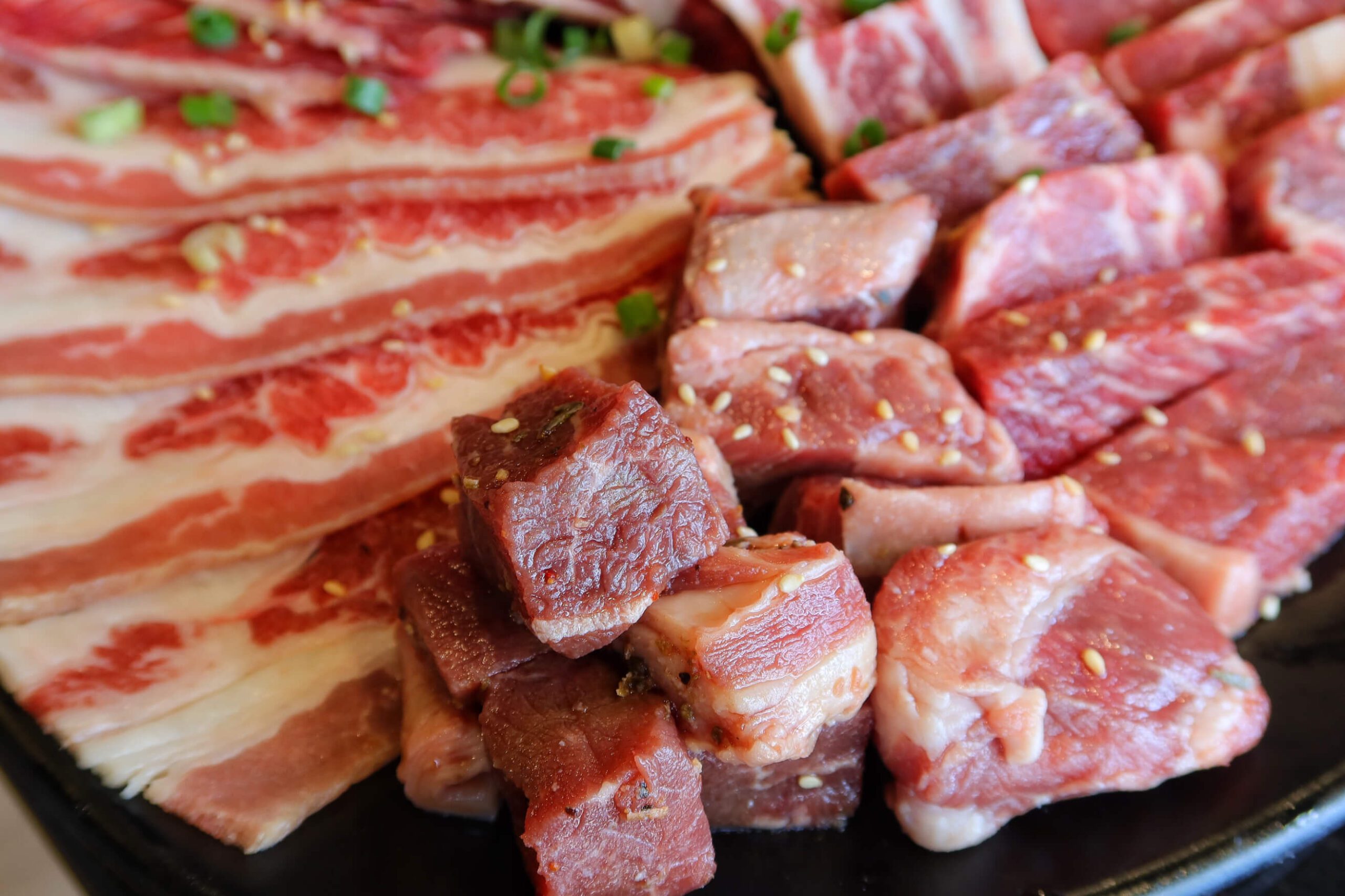 【公館燒肉】瓦崎燒烤 公館店｜平價燒烤吃到飽 生啤無限暢飲 冰品爽吃哈根達斯、Cold Stone大滿足! @混血珊莎的奇幻旅程