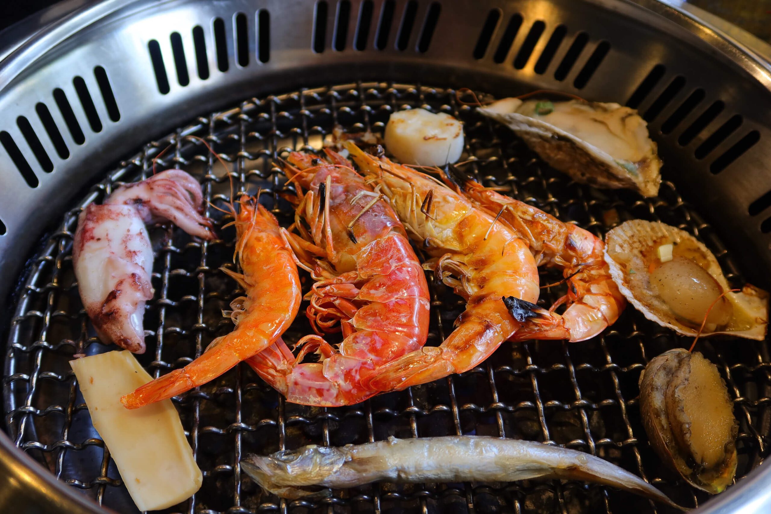 【公館燒肉】瓦崎燒烤 公館店｜平價燒烤吃到飽 生啤無限暢飲 冰品爽吃哈根達斯、Cold Stone大滿足! @混血珊莎的奇幻旅程