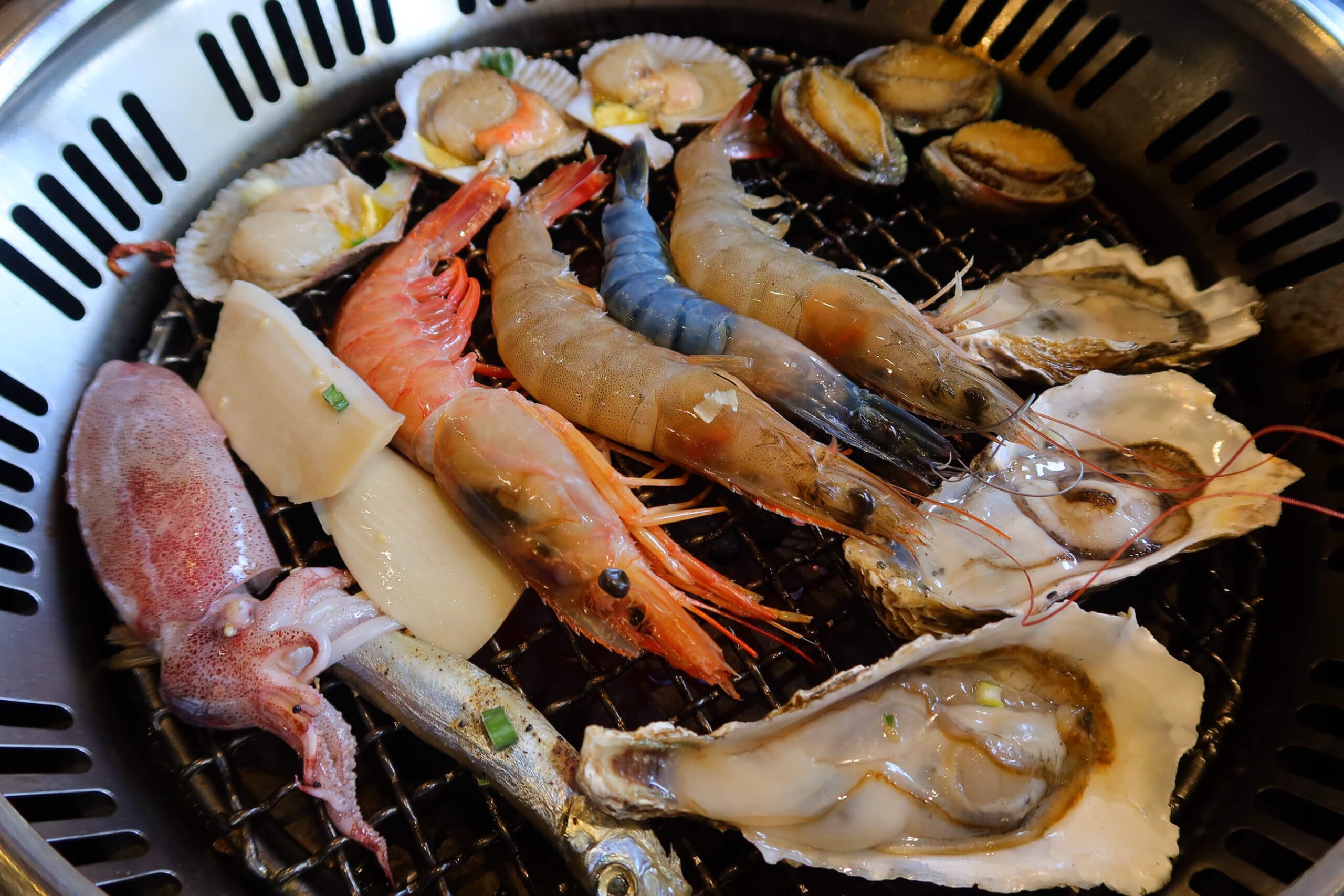 【公館燒肉】瓦崎燒烤 公館店｜平價燒烤吃到飽 生啤無限暢飲 冰品爽吃哈根達斯、Cold Stone大滿足! @混血珊莎的奇幻旅程