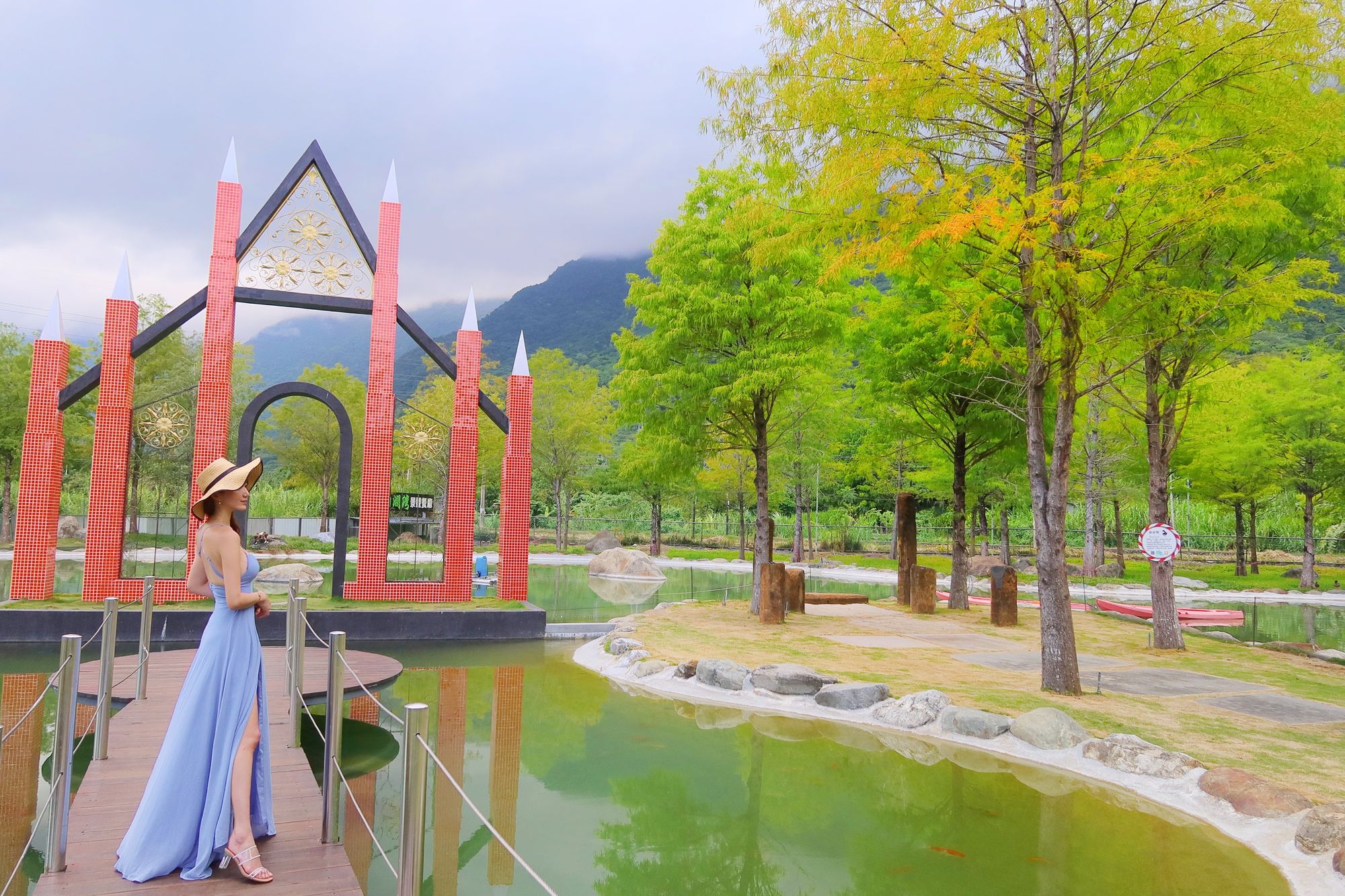【花蓮合菜】花蓮洄瀾灣景觀餐廳，隱藏版 4000 坪秘境花園，還有水豚君.梅花鹿，萌翻天! @混血珊莎的奇幻旅程