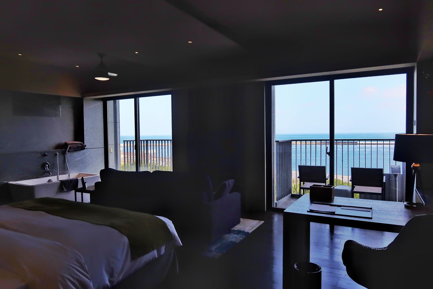 【花蓮東大門住宿】Kadda Hotel 璽賓行旅，日出海景盡收眼底，水天一色無邊際泳池! @混血珊莎的奇幻旅程