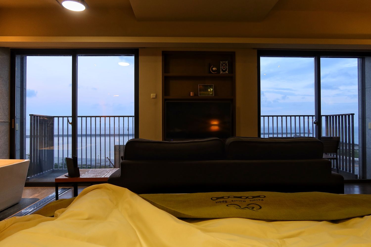 【花蓮東大門住宿】Kadda Hotel 璽賓行旅，日出海景盡收眼底，水天一色無邊際泳池! @混血珊莎的奇幻旅程