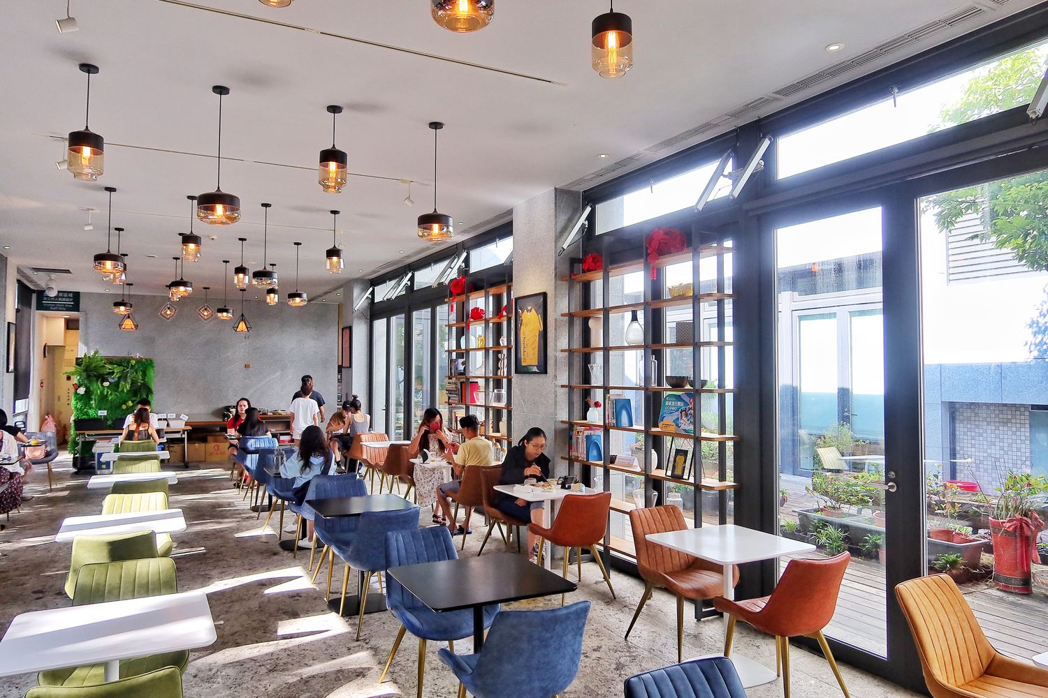 【花蓮東大門住宿】Kadda Hotel 璽賓行旅，日出海景盡收眼底，水天一色無邊際泳池! @混血珊莎的奇幻旅程