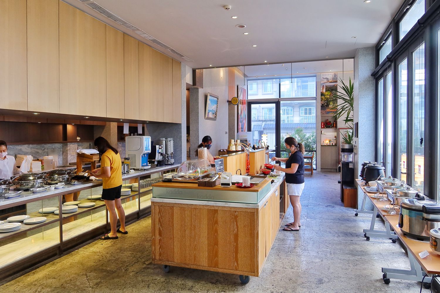 【花蓮東大門住宿】Kadda Hotel 璽賓行旅，日出海景盡收眼底，水天一色無邊際泳池! @混血珊莎的奇幻旅程
