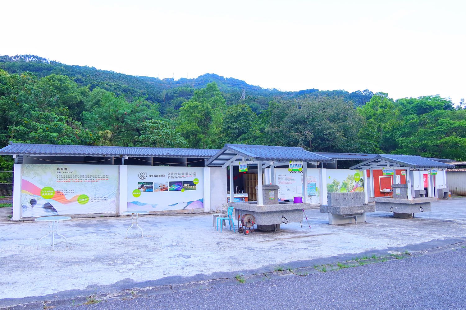 【花蓮露營】鯉魚潭露營渡假村，山水谷豪華露營體驗，超夢幻水上球型屋，帳蓬附設獨立衛浴，烤肉溫泉通通有，走出房門就能看星星! @混血珊莎的奇幻旅程