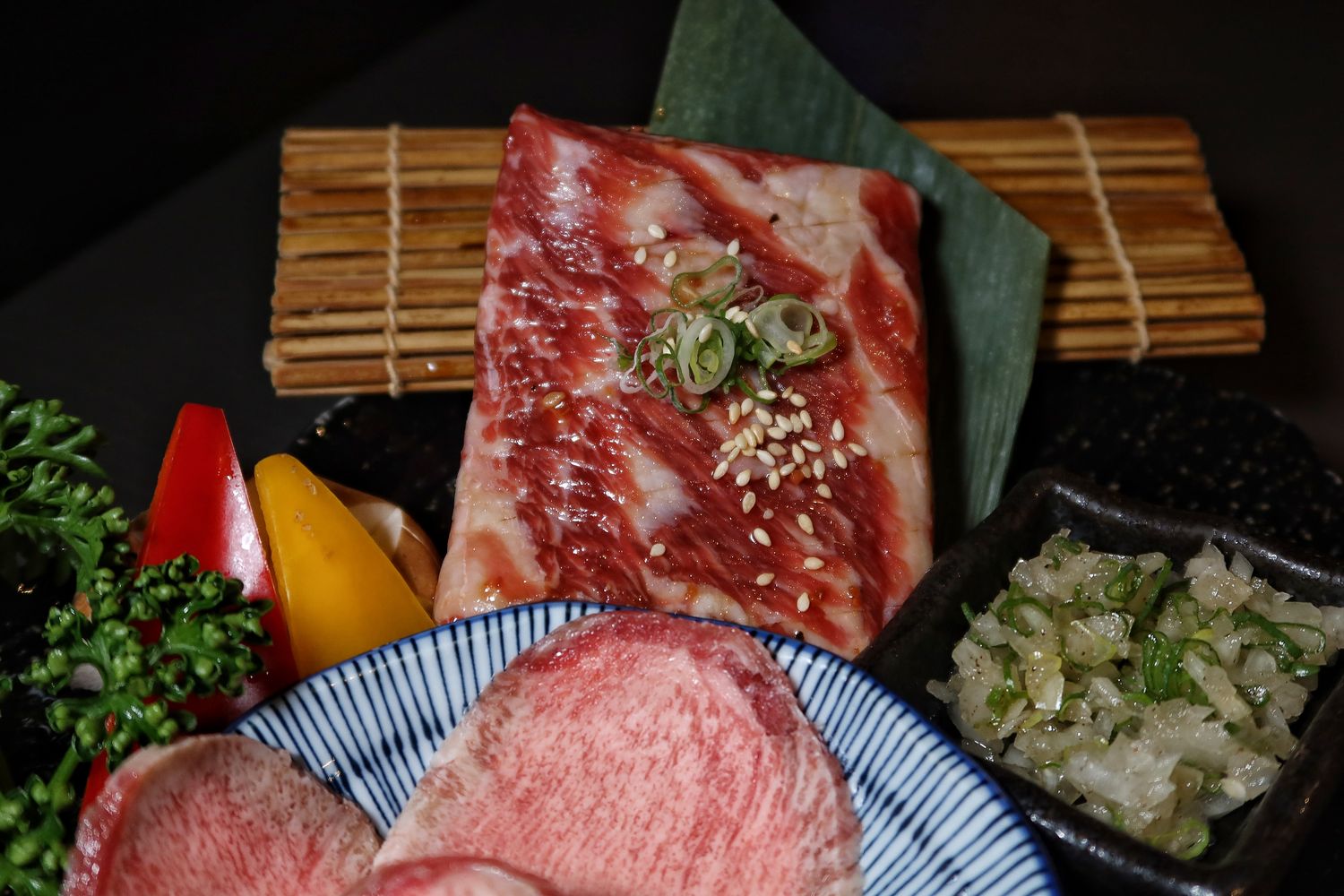 【台中燒肉推薦】NikuNiku 台中肉肉燒肉朝馬店，厚切黑毛牛排鮮嫩帶汁，必吃特製絕品燒肉銷魂美味! @混血珊莎的奇幻旅程