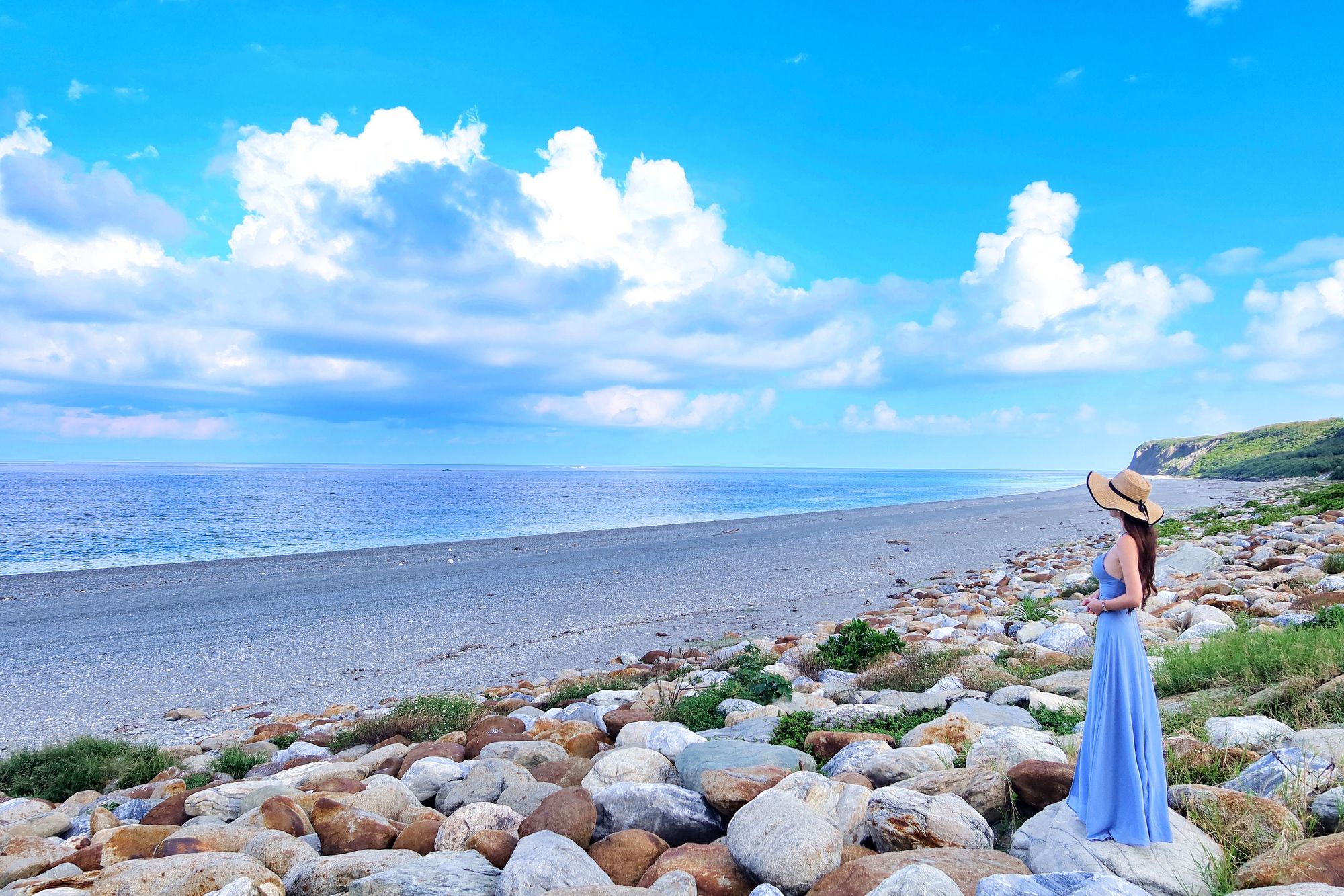 【花蓮原野牧場】在地人激推超夯海景咖啡廳，秘徑小道通往七星潭美景 @混血珊莎的奇幻旅程
