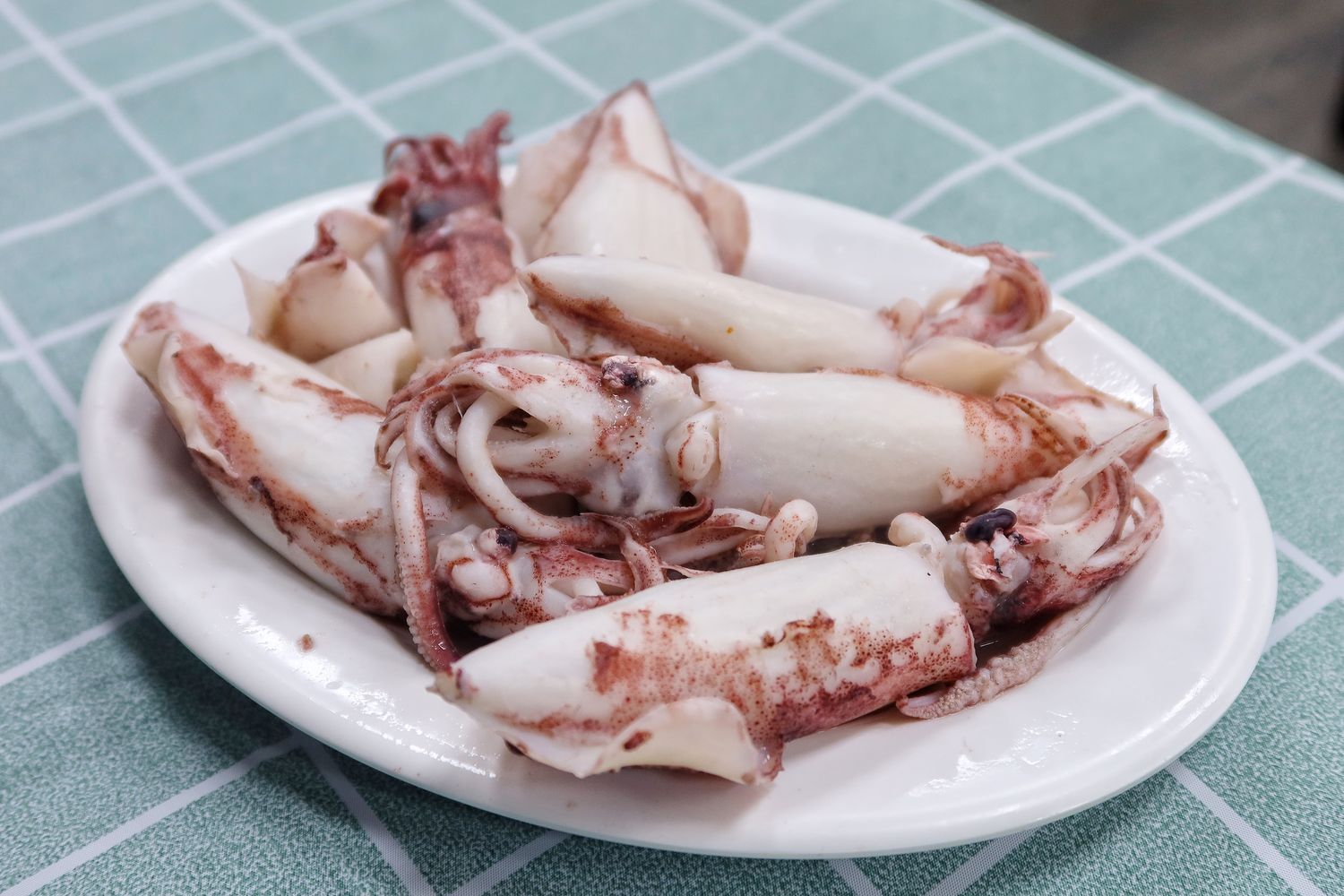 【南方澳美食】阿芬鮮魚湯，只要69元起，海鮮炒飯平價又大碗，在地人激推美食! @混血珊莎的奇幻旅程