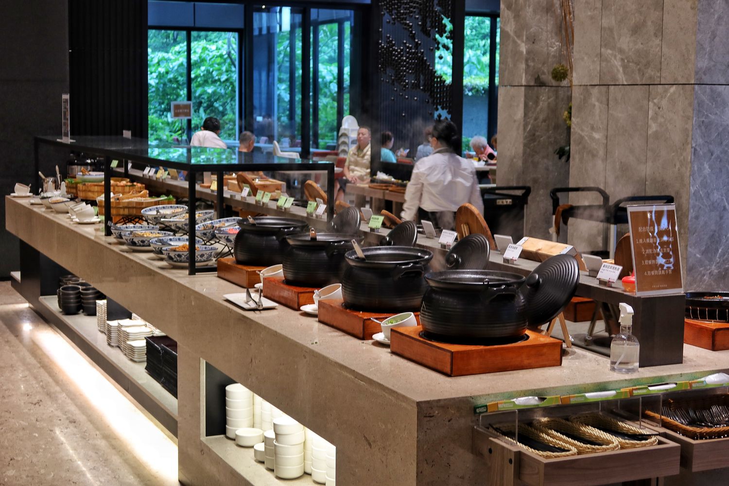 煙波大飯店蘇澳四季雙泉館｜房間獨享黃金雙湯，高空景觀泳池! @混血珊莎的奇幻旅程