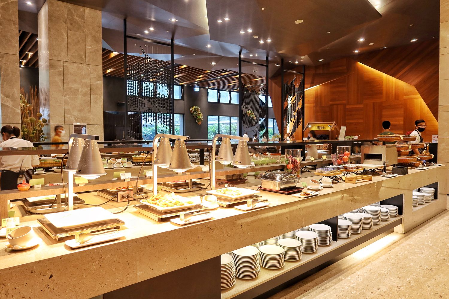 煙波大飯店蘇澳四季雙泉館｜房間獨享黃金雙湯，高空景觀泳池! @混血珊莎的奇幻旅程