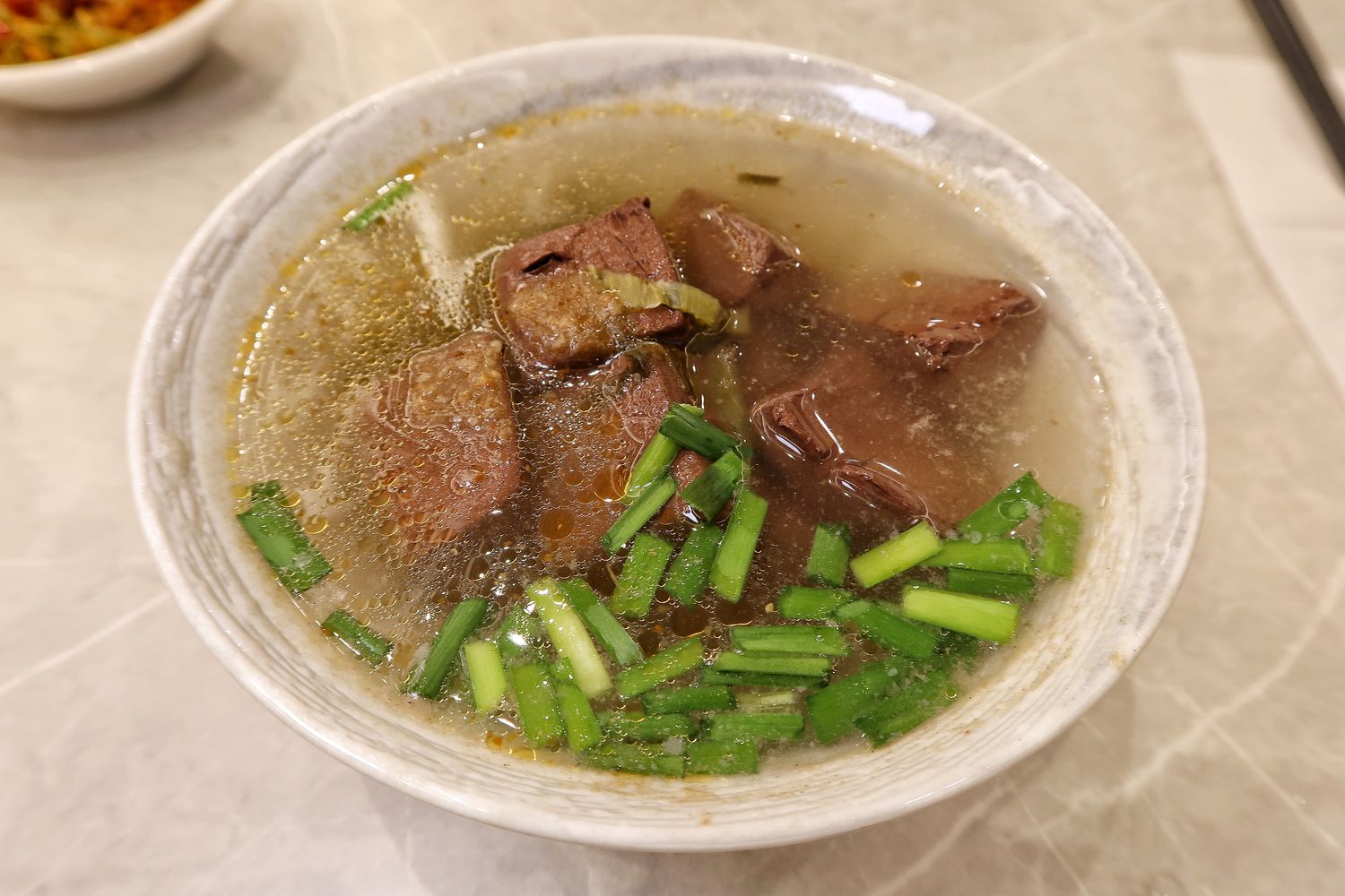 【南京復興美食】孟嚐君，最潮台式小吃，香Q魯肉飯.炒米粉通通有! @混血珊莎的奇幻旅程