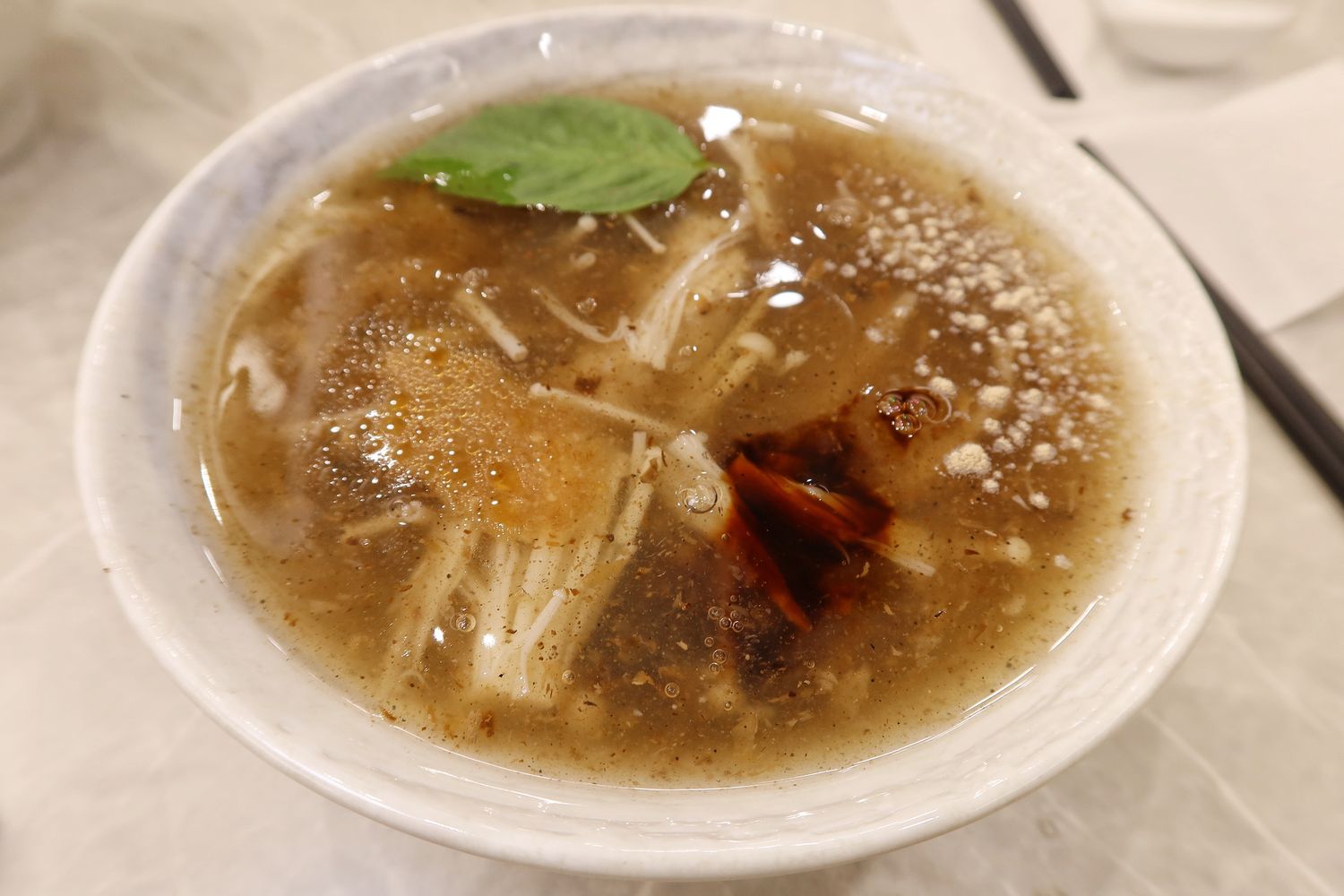 【南京復興美食】孟嚐君，最潮台式小吃，香Q魯肉飯.炒米粉通通有! @混血珊莎的奇幻旅程