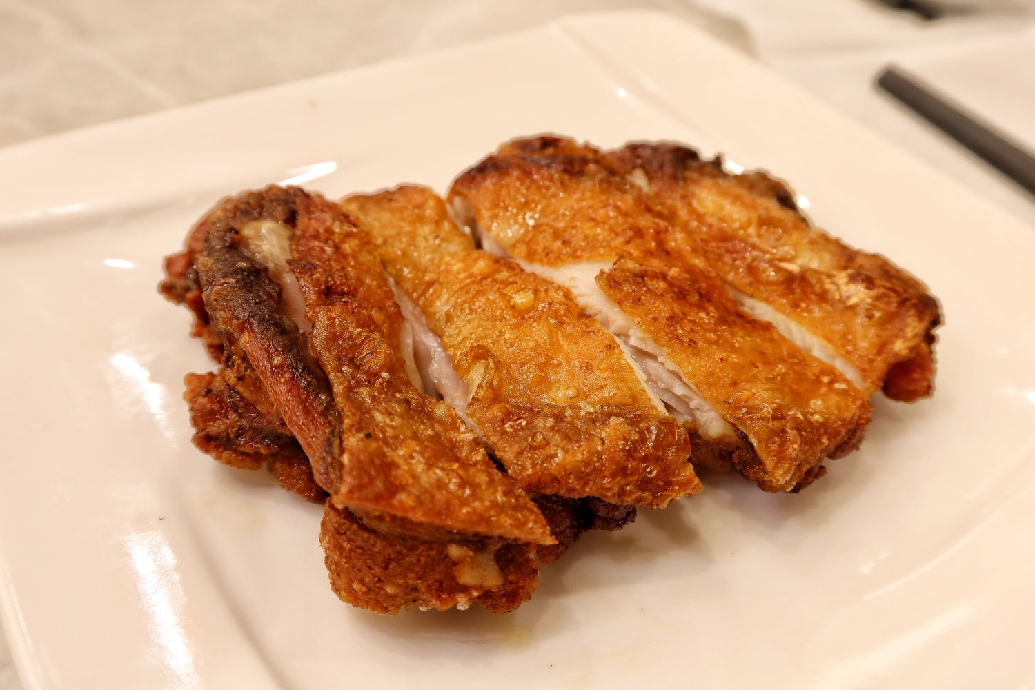 【南京復興美食】孟嚐君，最潮台式小吃，香Q魯肉飯.炒米粉通通有! @混血珊莎的奇幻旅程