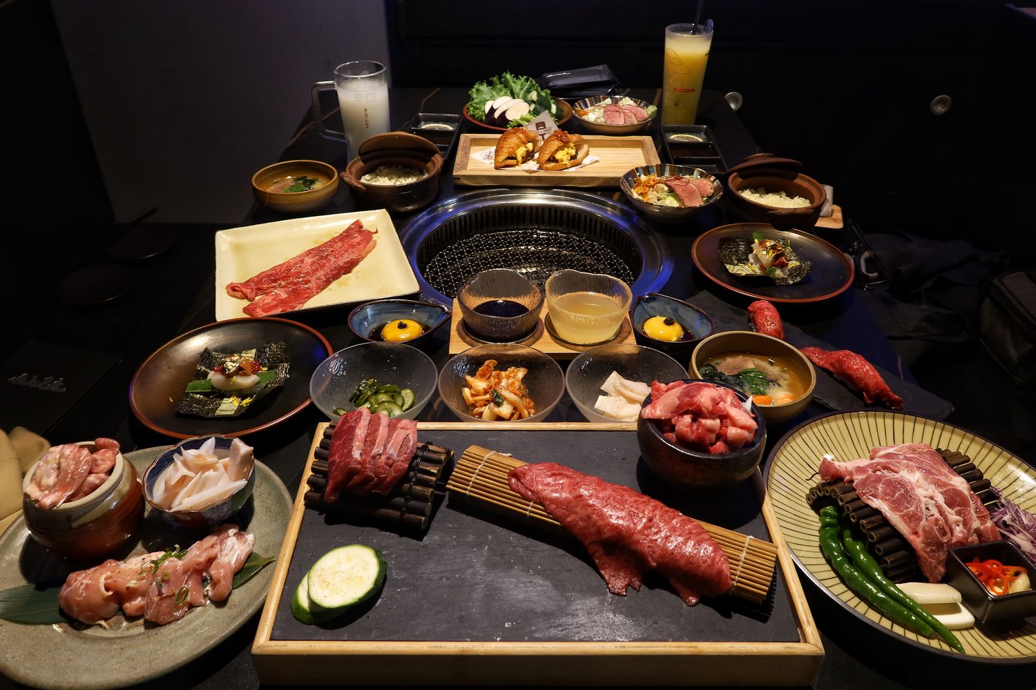 【新竹東區美食】山上走走日式無菜單燒肉專門店，超夢幻水族館餐廳，新竹無菜單料理推薦! @混血珊莎的奇幻旅程