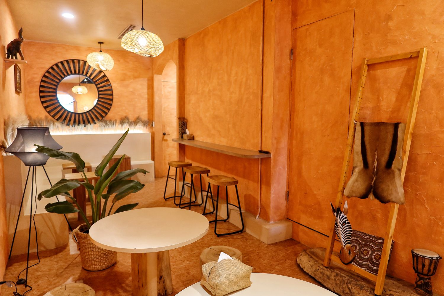 【台中西區咖啡廳】Zulu Cafe|主打特色非洲主題,充滿異國風情的台中勤美咖啡廳! @混血珊莎的奇幻旅程 【台中西區咖啡廳】Zulu Cafe|主打特色非洲主題,充滿異國風情的台中勤美咖啡廳! @混血珊莎的奇幻旅程