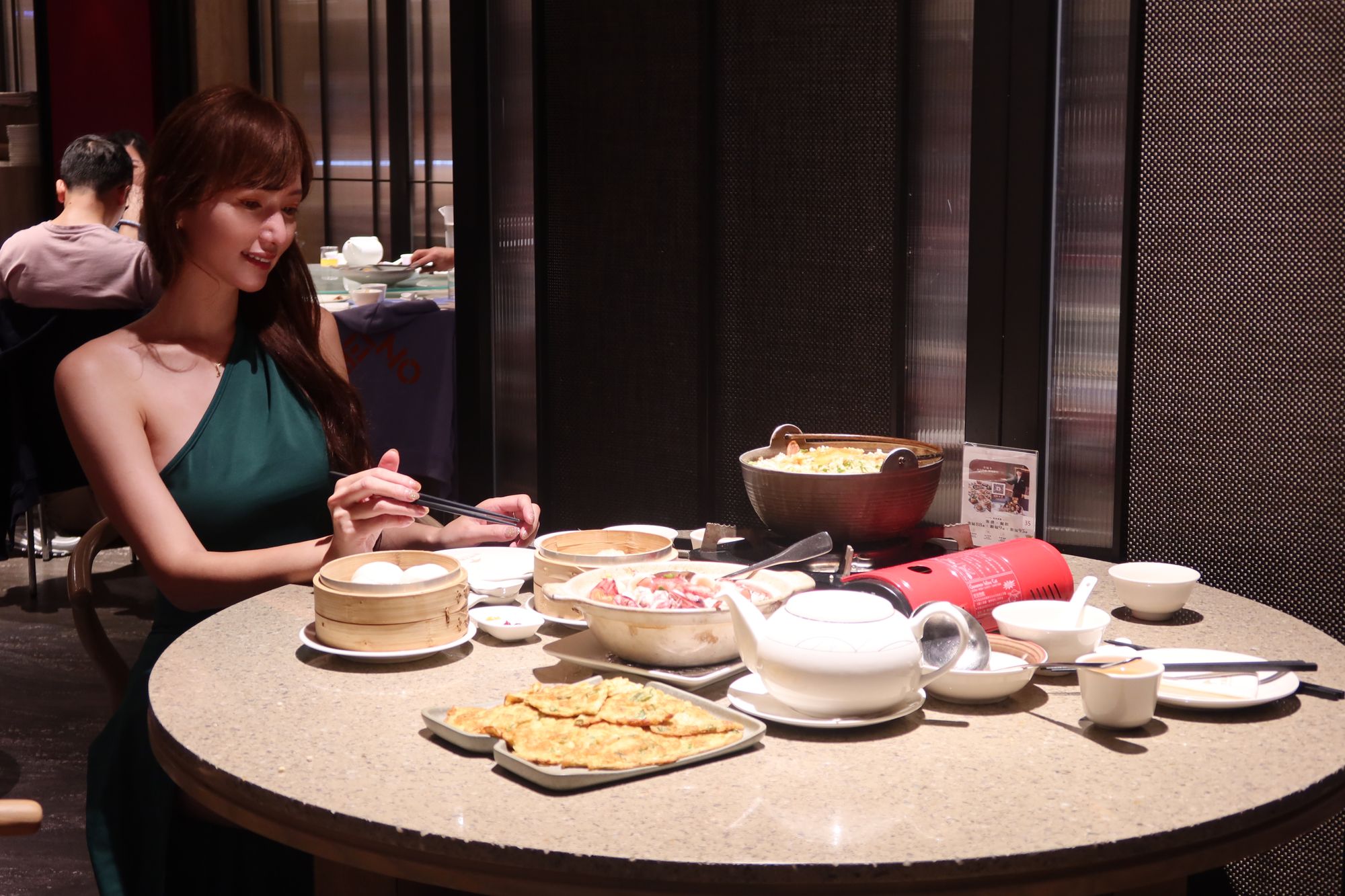 【貢寮福容飯店】福容大飯店福隆，峇里島風呂Villa附設大浴池，泡湯住宿超療癒! @混血珊莎的奇幻旅程