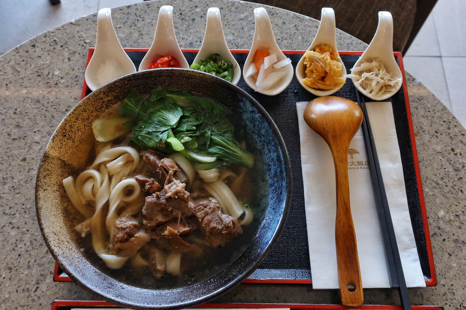 【貢寮福容飯店】福容大飯店福隆，峇里島風呂Villa附設大浴池，泡湯住宿超療癒! @混血珊莎的奇幻旅程
