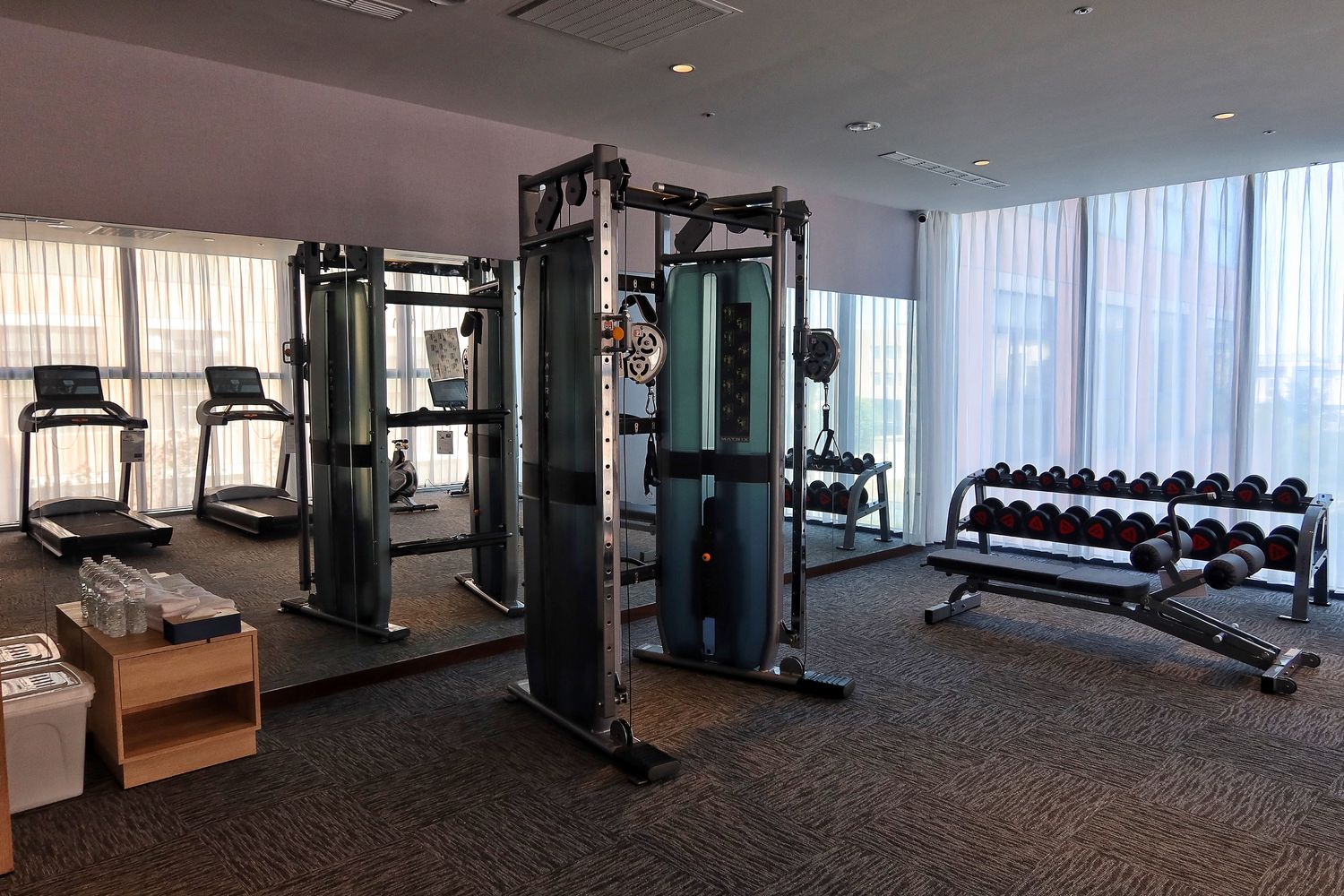 【梧棲飯店】台中震大金鬱金香酒店，質感住宿搭配精緻buffet早餐! @混血珊莎的奇幻旅程