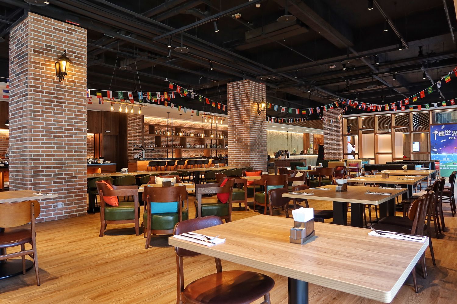 【梧棲飯店】台中震大金鬱金香酒店，質感住宿搭配精緻buffet早餐! @混血珊莎的奇幻旅程