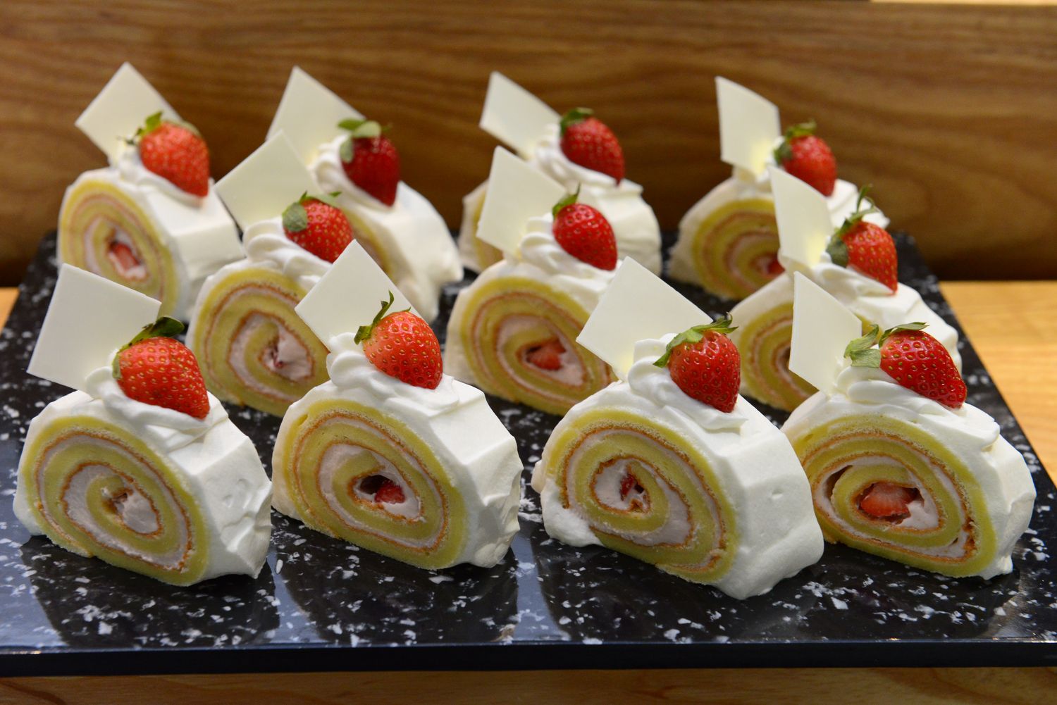 【梧棲飯店】台中震大金鬱金香酒店，質感住宿搭配精緻buffet早餐! @混血珊莎的奇幻旅程