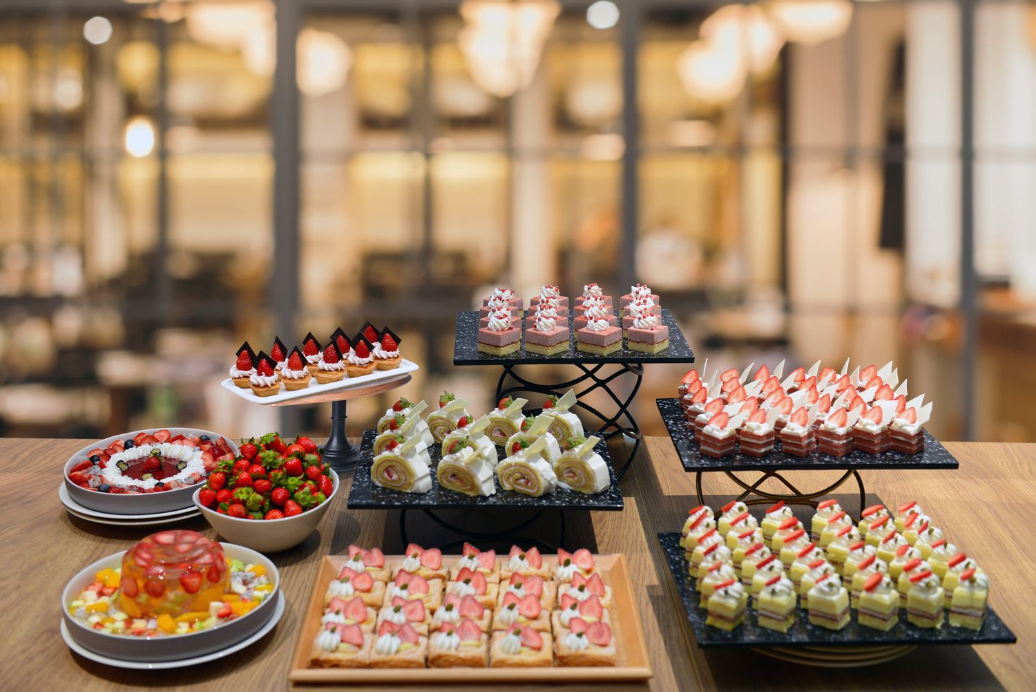 【梧棲飯店】台中震大金鬱金香酒店，質感住宿搭配精緻buffet早餐! @混血珊莎的奇幻旅程