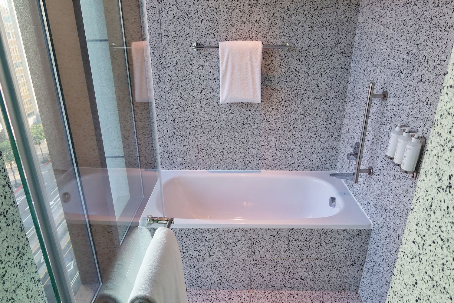 【台北寒居酒店humble boutique hotel】愛馬仕御用團隊打造法式風格! @混血珊莎的奇幻旅程