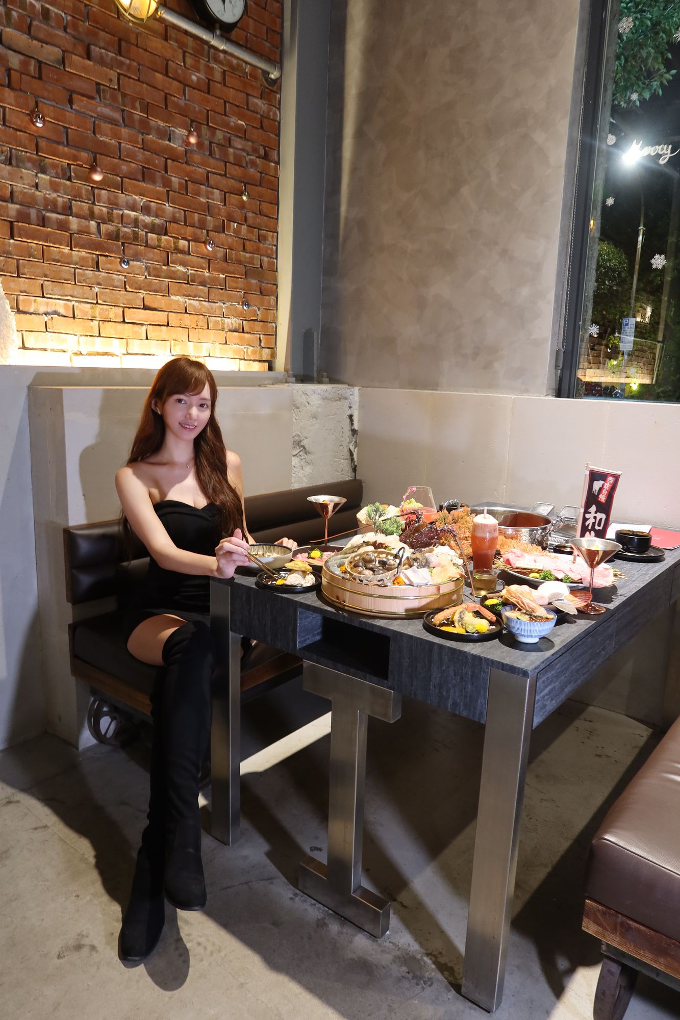 【桃園頂級火鍋】IKKON SHABU|在地人激推的桃園和牛火鍋跟桃園調酒，頂級食材搭配專人桌邊服務，質感系桃園海鮮火鍋推薦! @混血珊莎的奇幻旅程