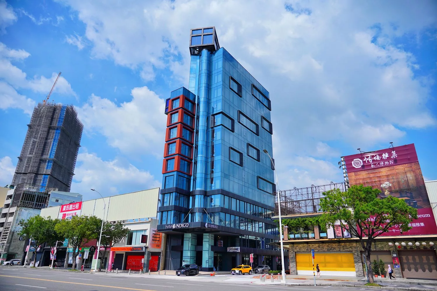 【2025高雄住宿推薦】精選 20 間人氣高雄飯店優惠，交通、優惠總整理! @混血珊莎的奇幻旅程