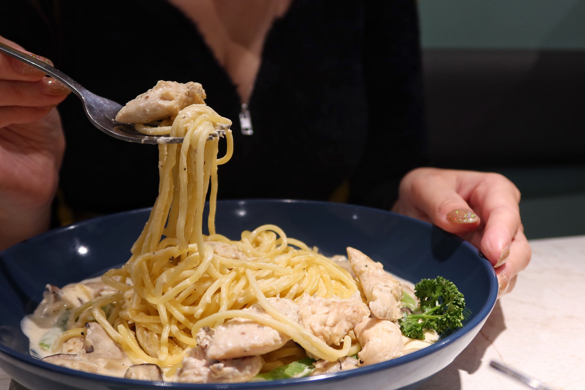 【台中南區美食】亞丁尼義式麵屋工學店，平價義式料理只要148元起! @混血珊莎的奇幻旅程
