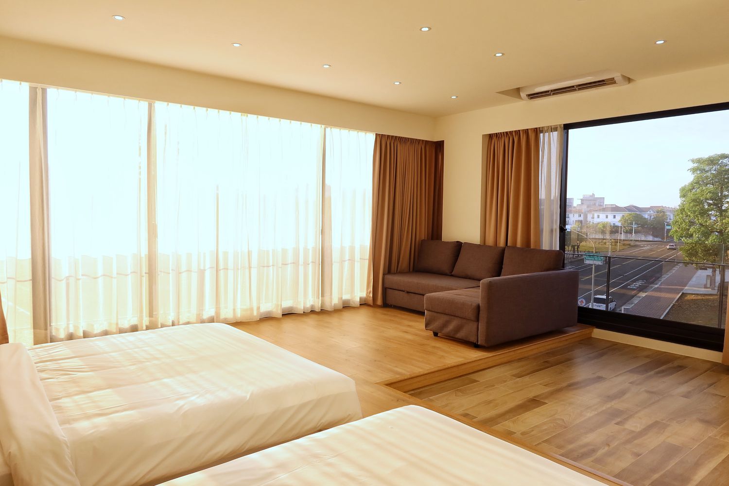 【台南安平民宿】衡定理民宿-畃雨,附設頂級KTV包廂,唱歌看電影通通有! @混血珊莎的奇幻旅程 【台南安平民宿】衡定理民宿-畃雨,附設頂級KTV包廂,唱歌看電影通通有! @混血珊莎的奇幻旅程