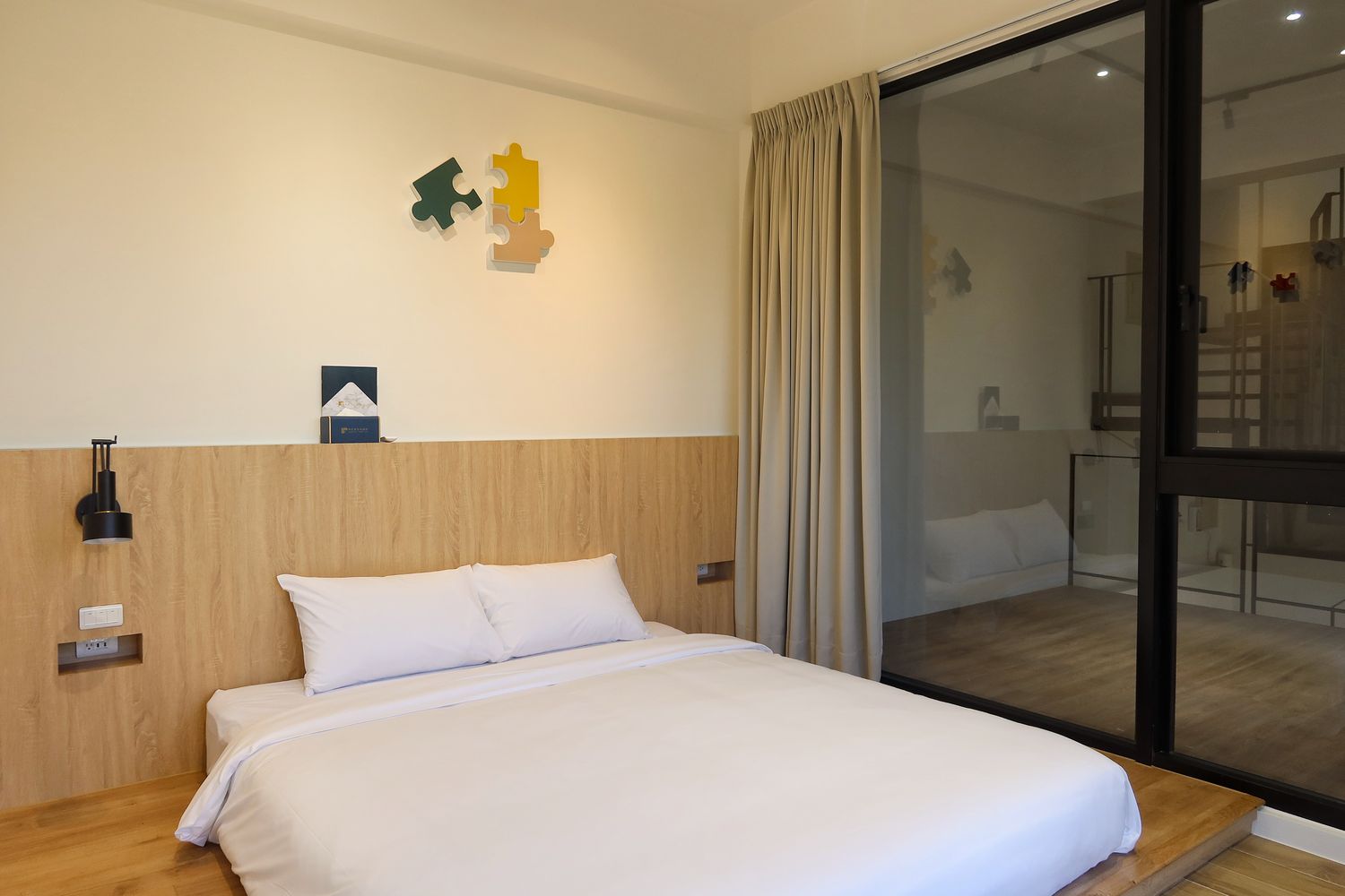 【台南安平民宿】衡定理民宿-畃雨,附設頂級KTV包廂,唱歌看電影通通有! @混血珊莎的奇幻旅程 【台南安平民宿】衡定理民宿-畃雨,附設頂級KTV包廂,唱歌看電影通通有! @混血珊莎的奇幻旅程