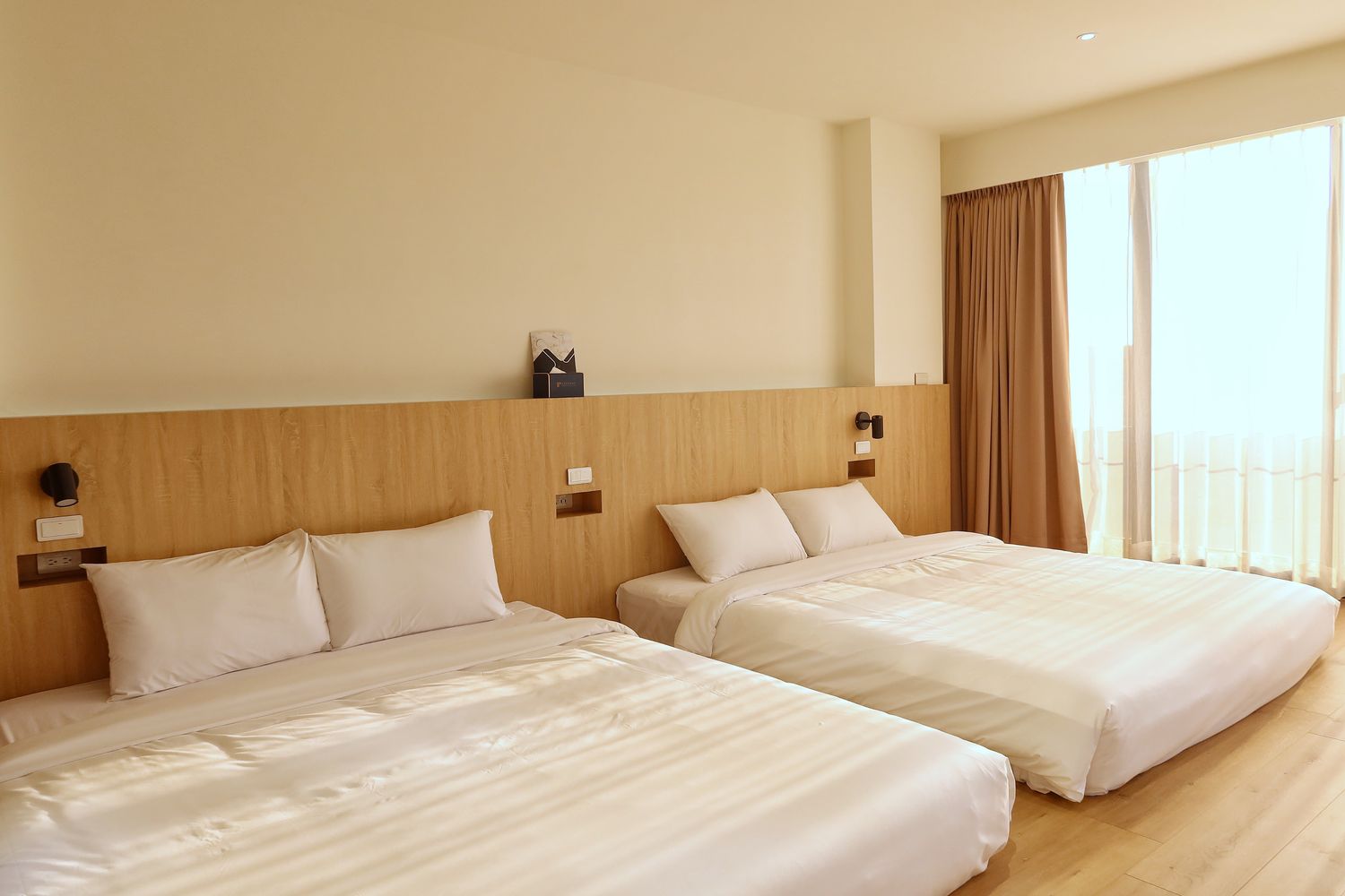 【台南安平民宿】衡定理民宿-畃雨,附設頂級KTV包廂,唱歌看電影通通有! @混血珊莎的奇幻旅程 【台南安平民宿】衡定理民宿-畃雨,附設頂級KTV包廂,唱歌看電影通通有! @混血珊莎的奇幻旅程