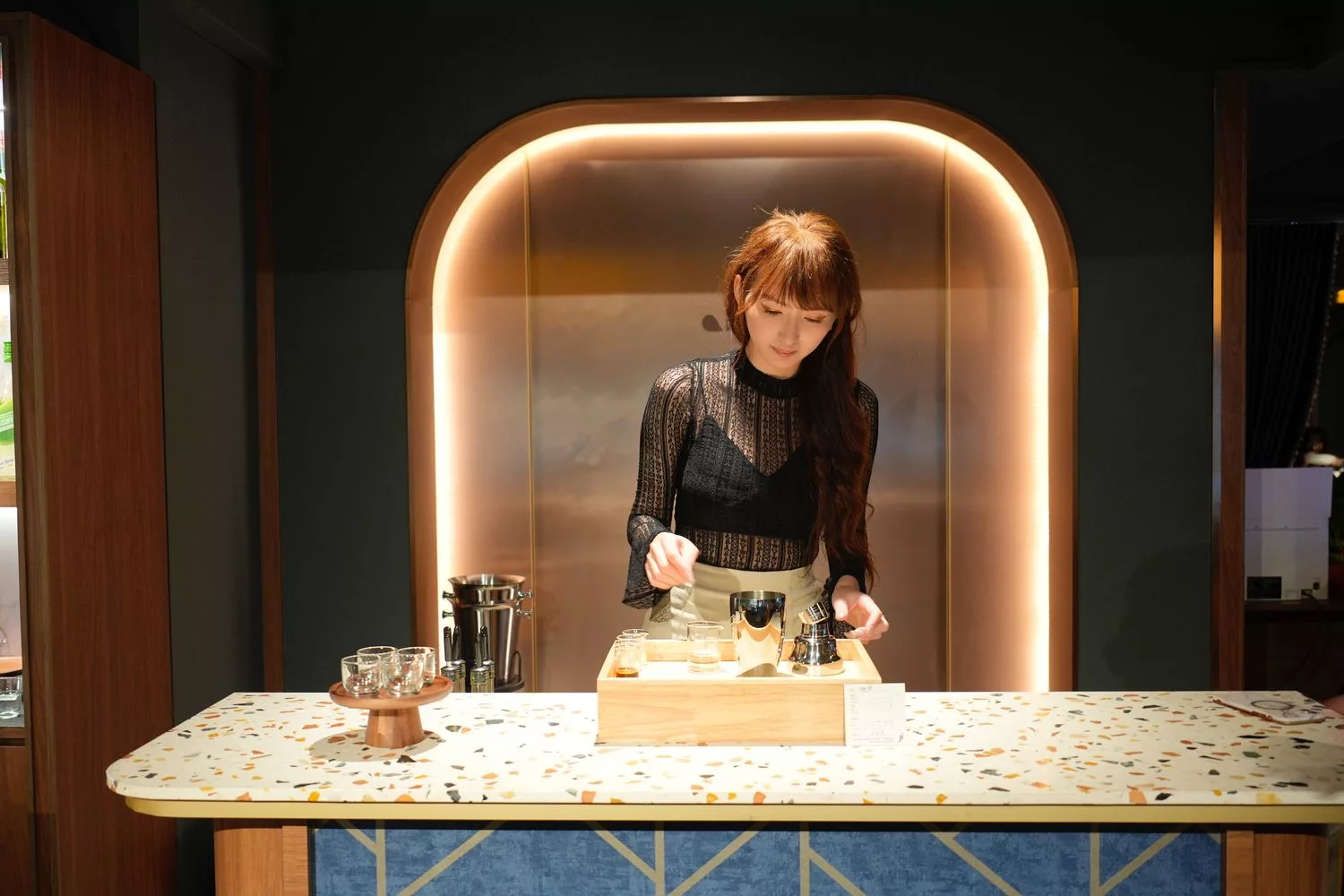 【忠孝復興餐酒館】Joiny Taipei 招台北餐酒館，新開幕時尚都會風格，壽星免費送特調! @混血珊莎的奇幻旅程